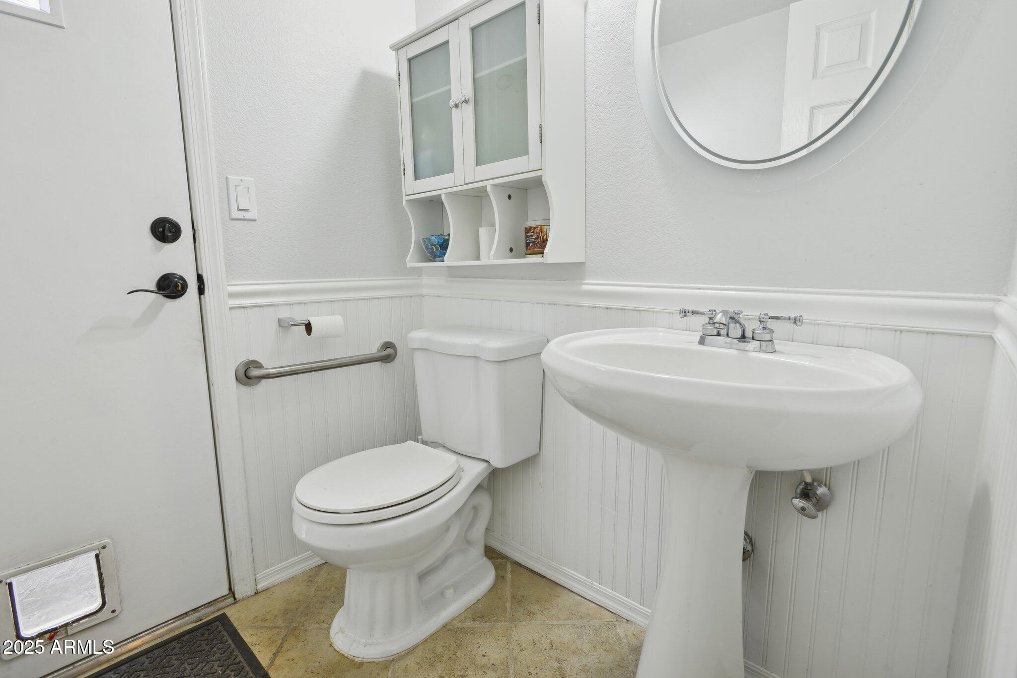 4072 E MOUNTAIN VISTA Drive