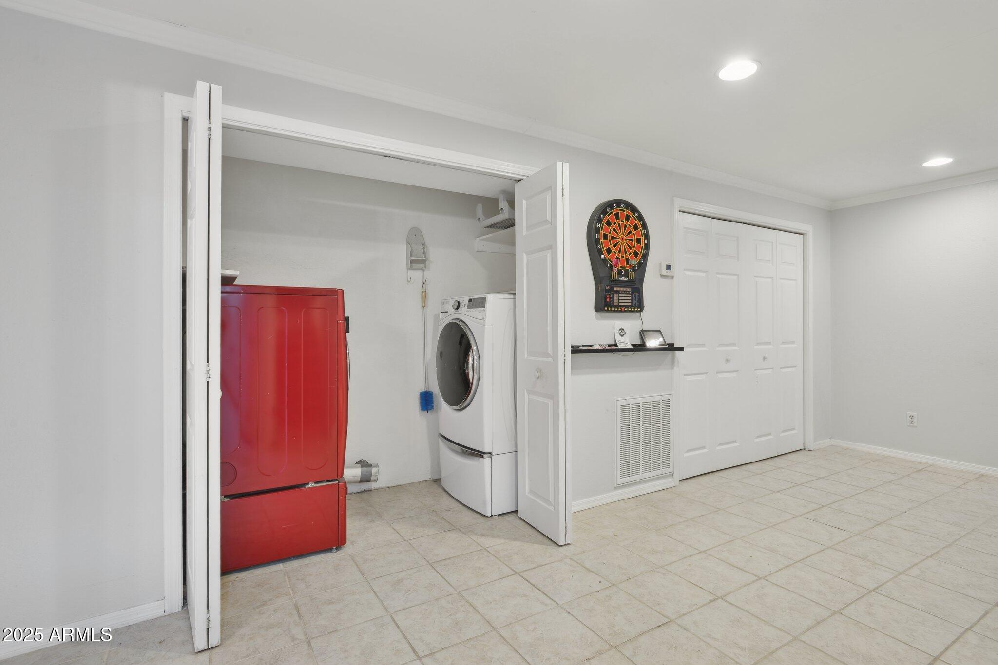 4072 E MOUNTAIN VISTA Drive