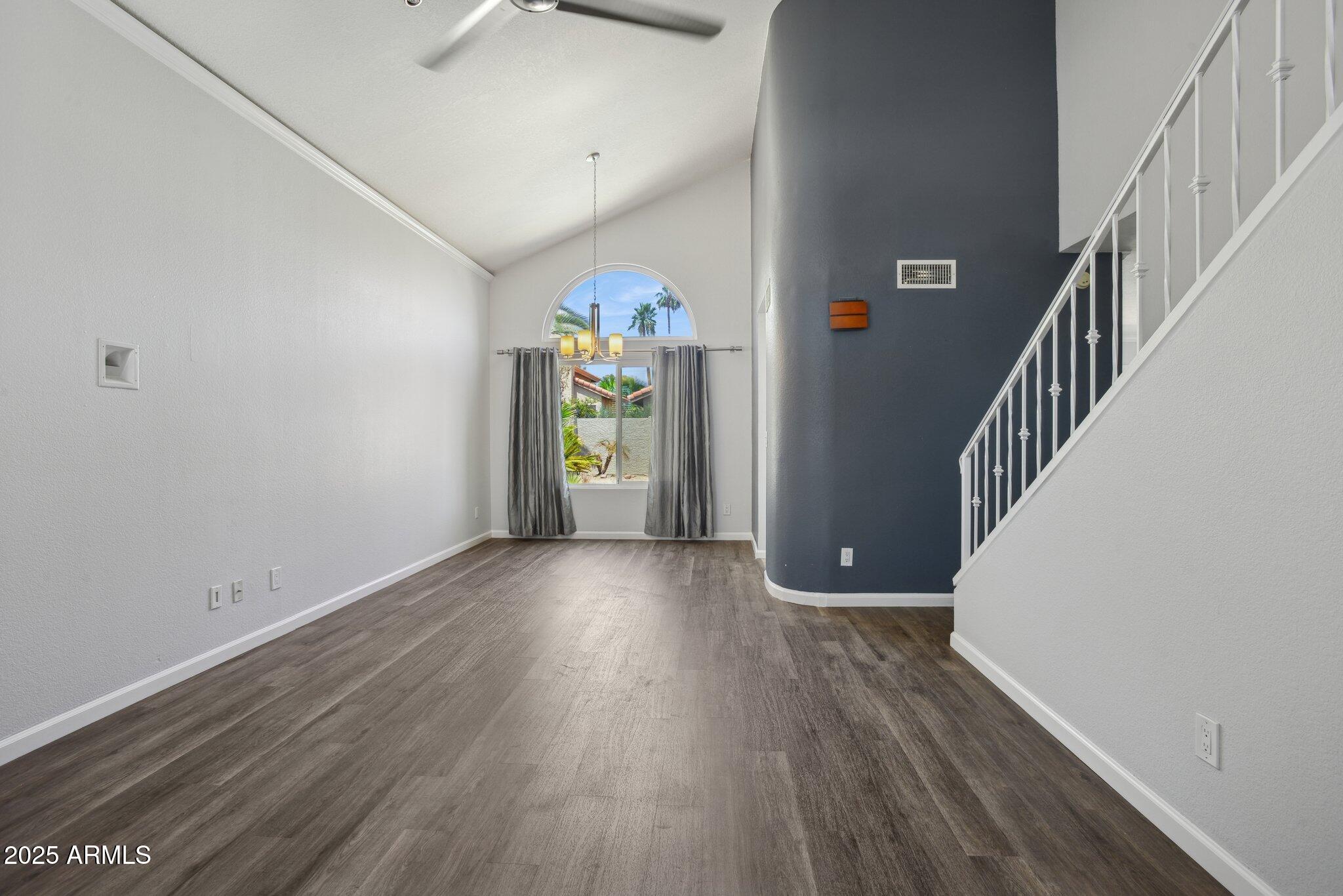 4072 E MOUNTAIN VISTA Drive