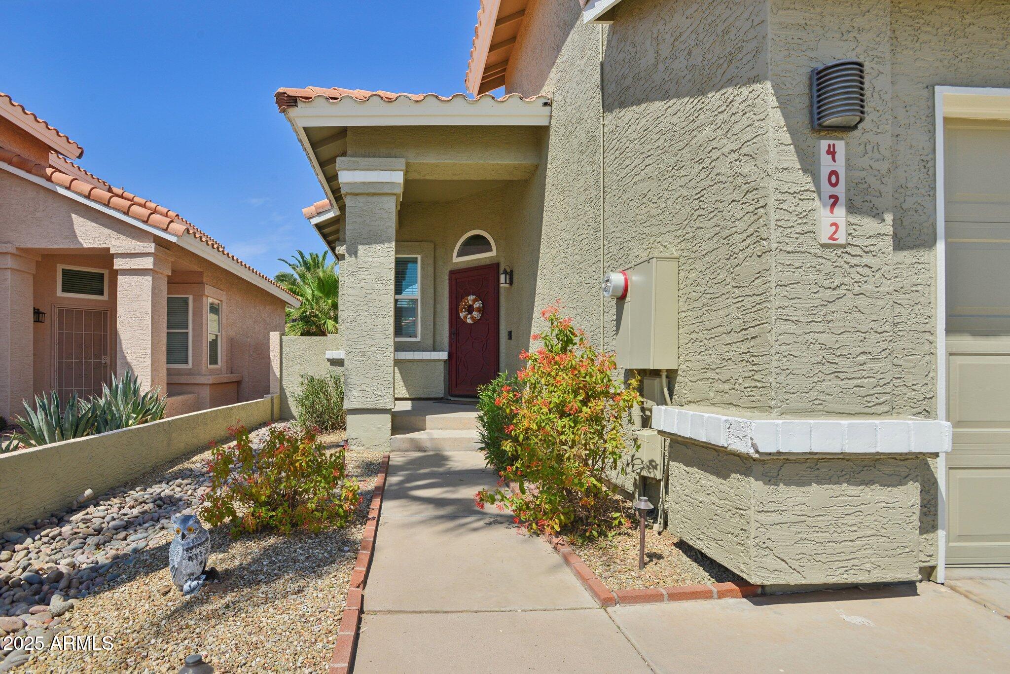 4072 E MOUNTAIN VISTA Drive