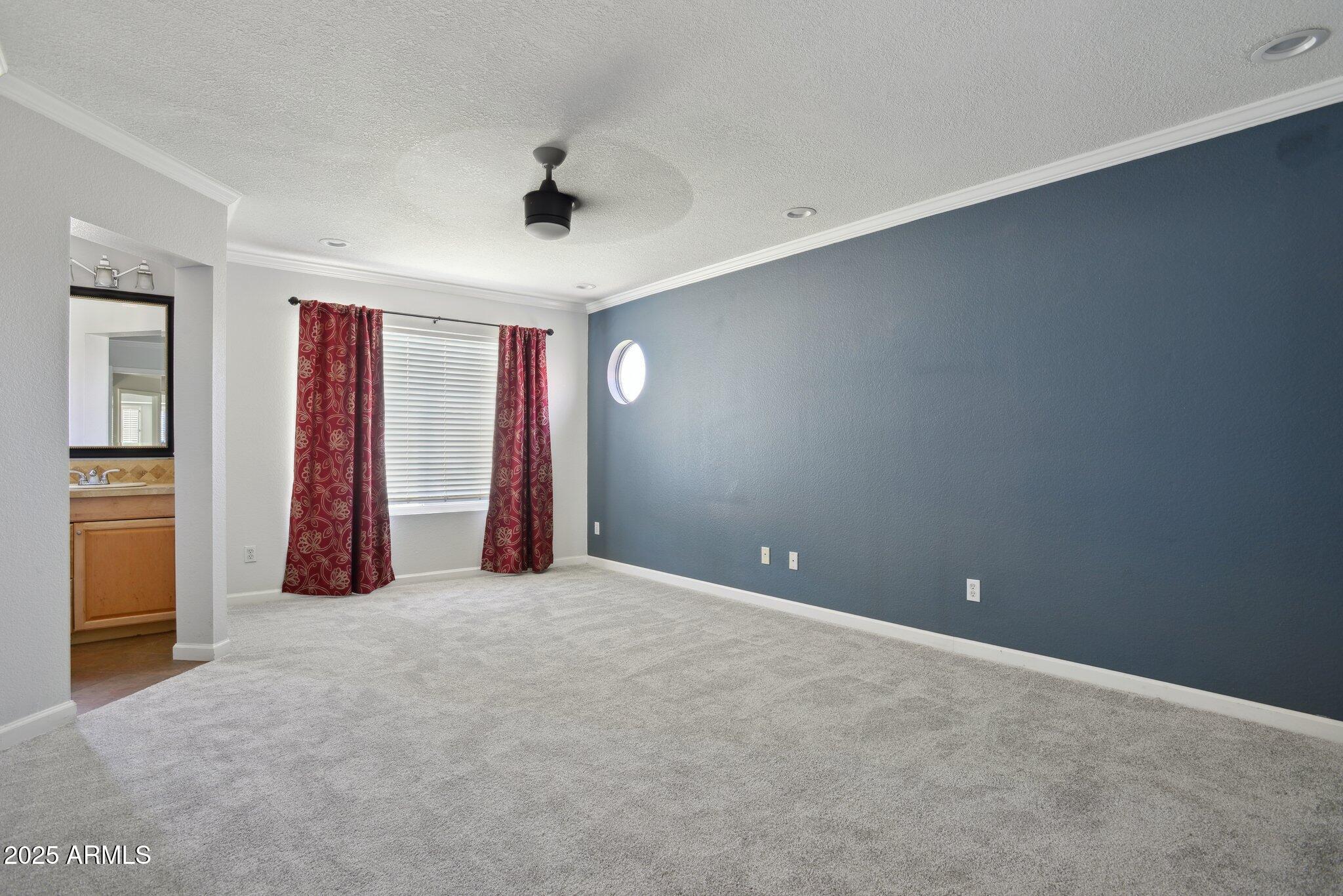 4072 E MOUNTAIN VISTA Drive