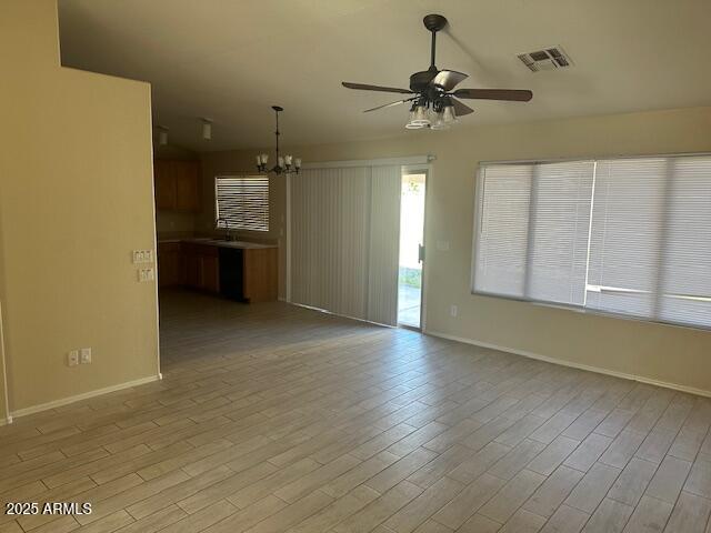 1712 W SPARROW Drive