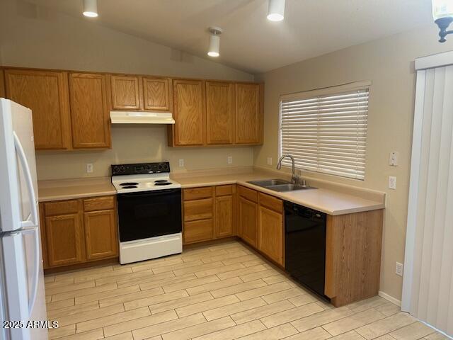 1712 W SPARROW Drive