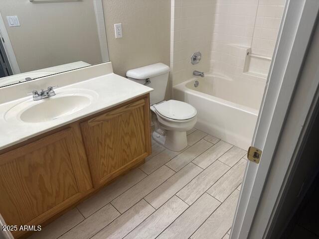 1712 W SPARROW Drive