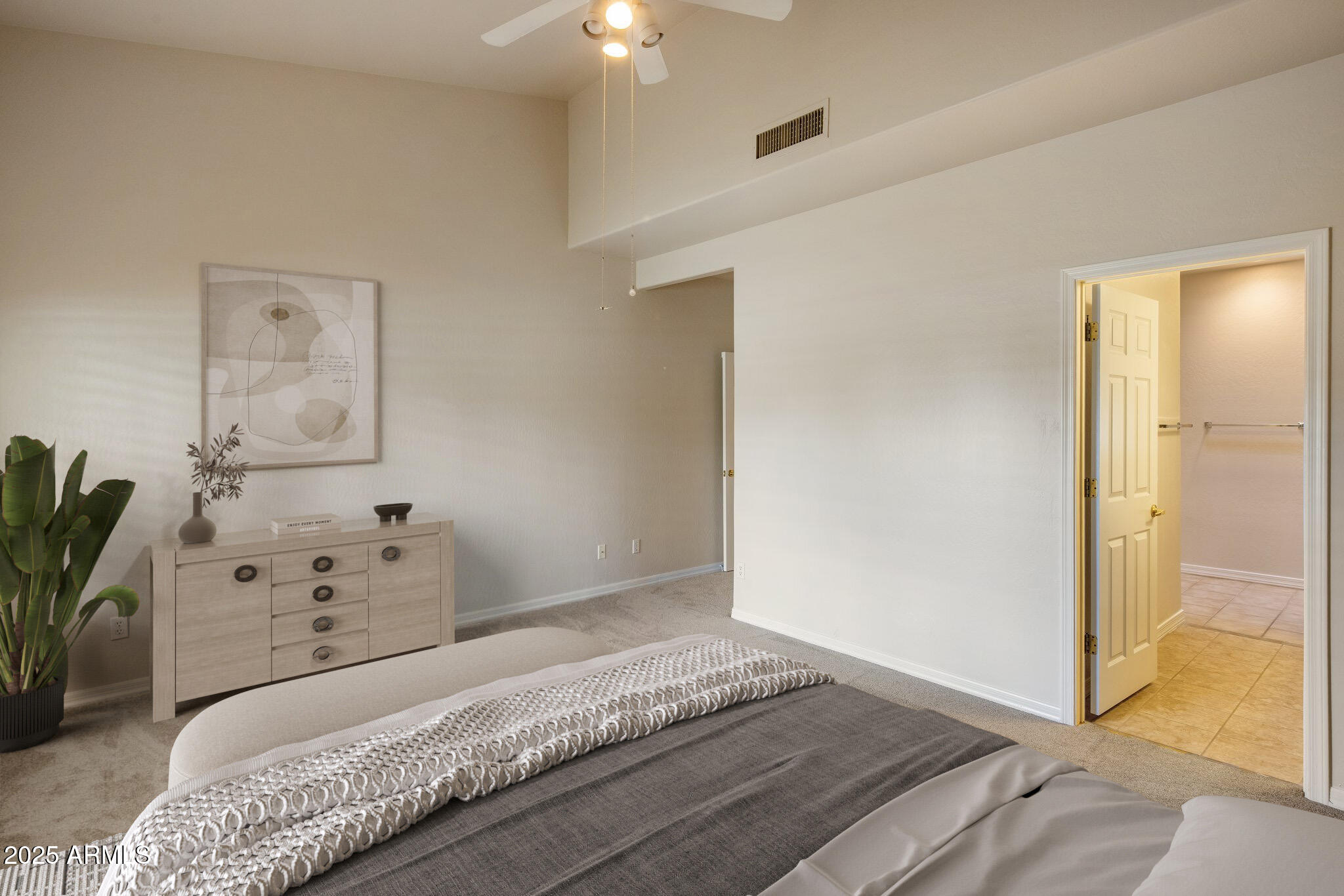 33 W MISSOURI Avenue, 10