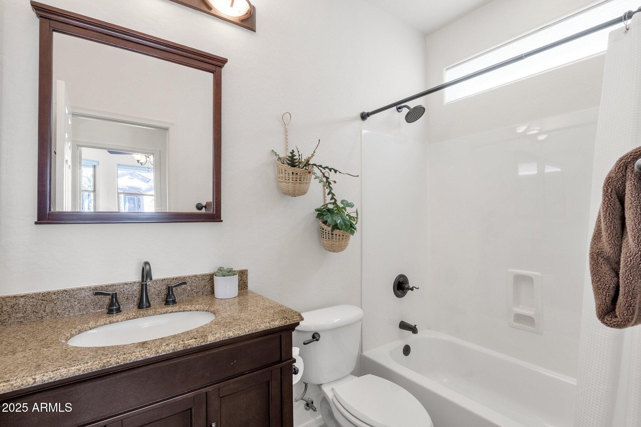 2417 W APACHE RAIN Road