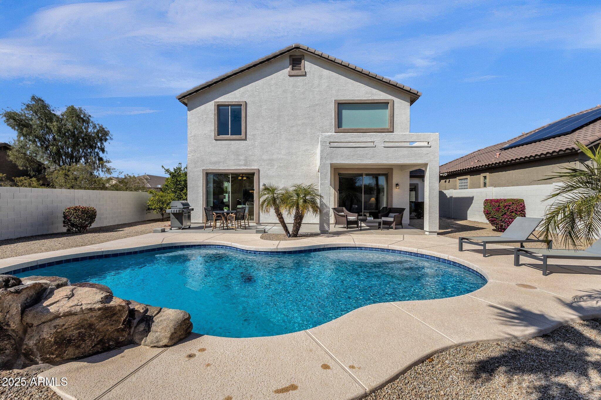 2417 W APACHE RAIN Road