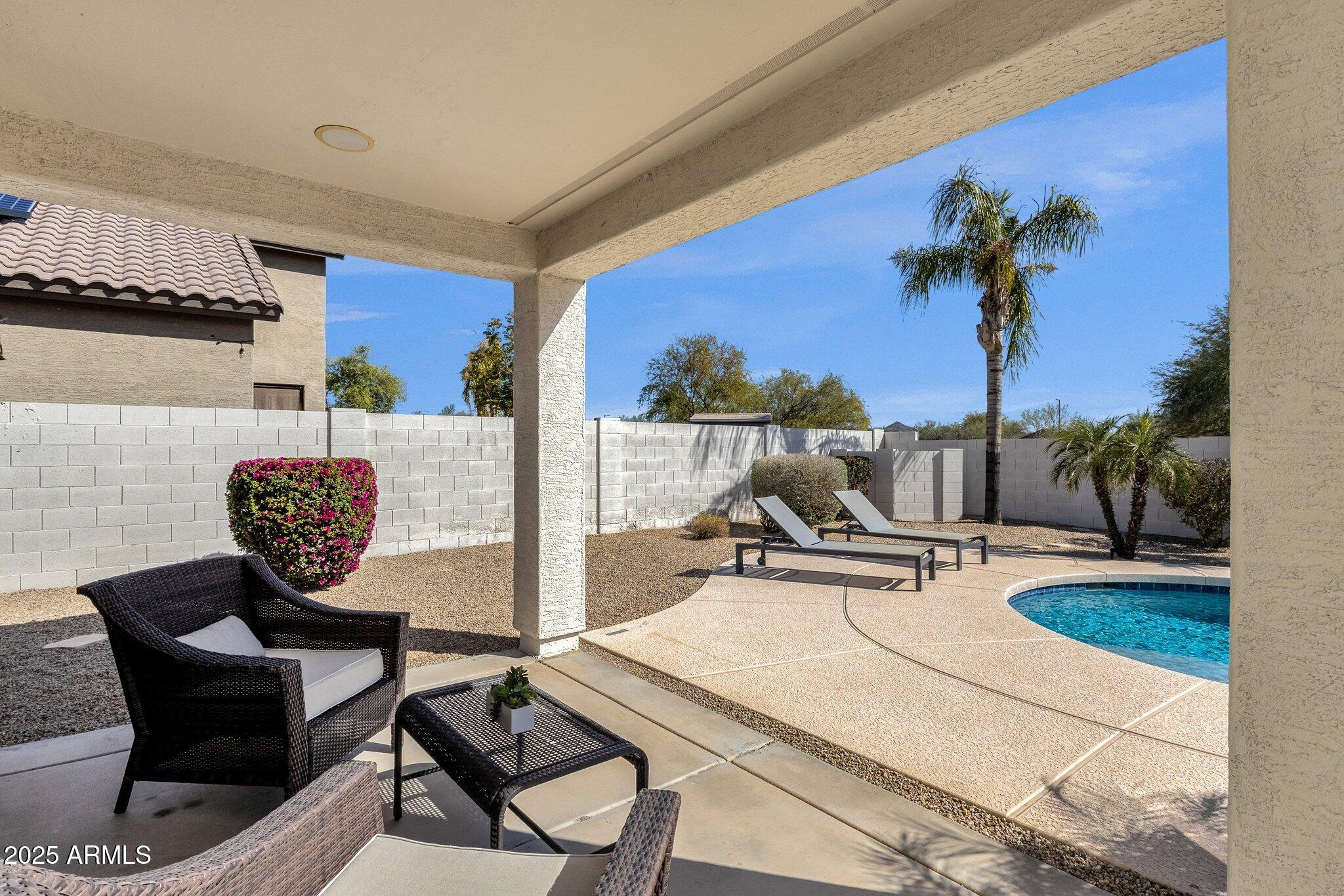 2417 W APACHE RAIN Road