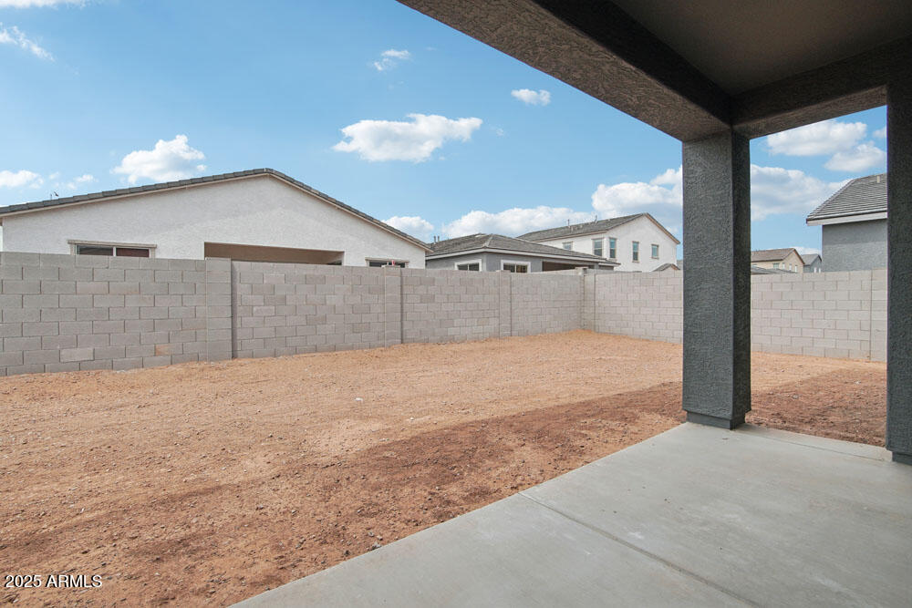 11432 E UTOPIA Avenue
