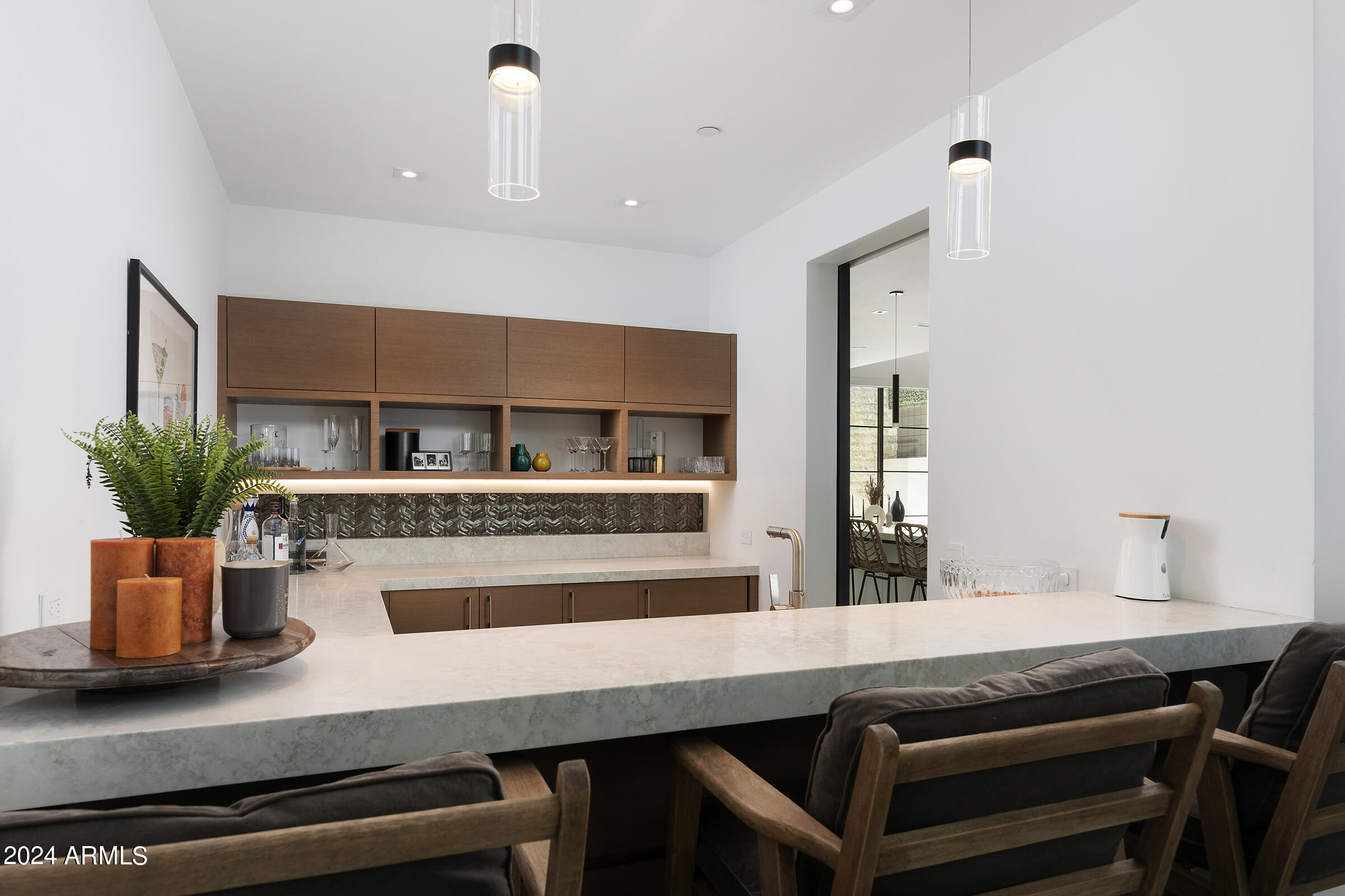 6933 E 1ST Street, B