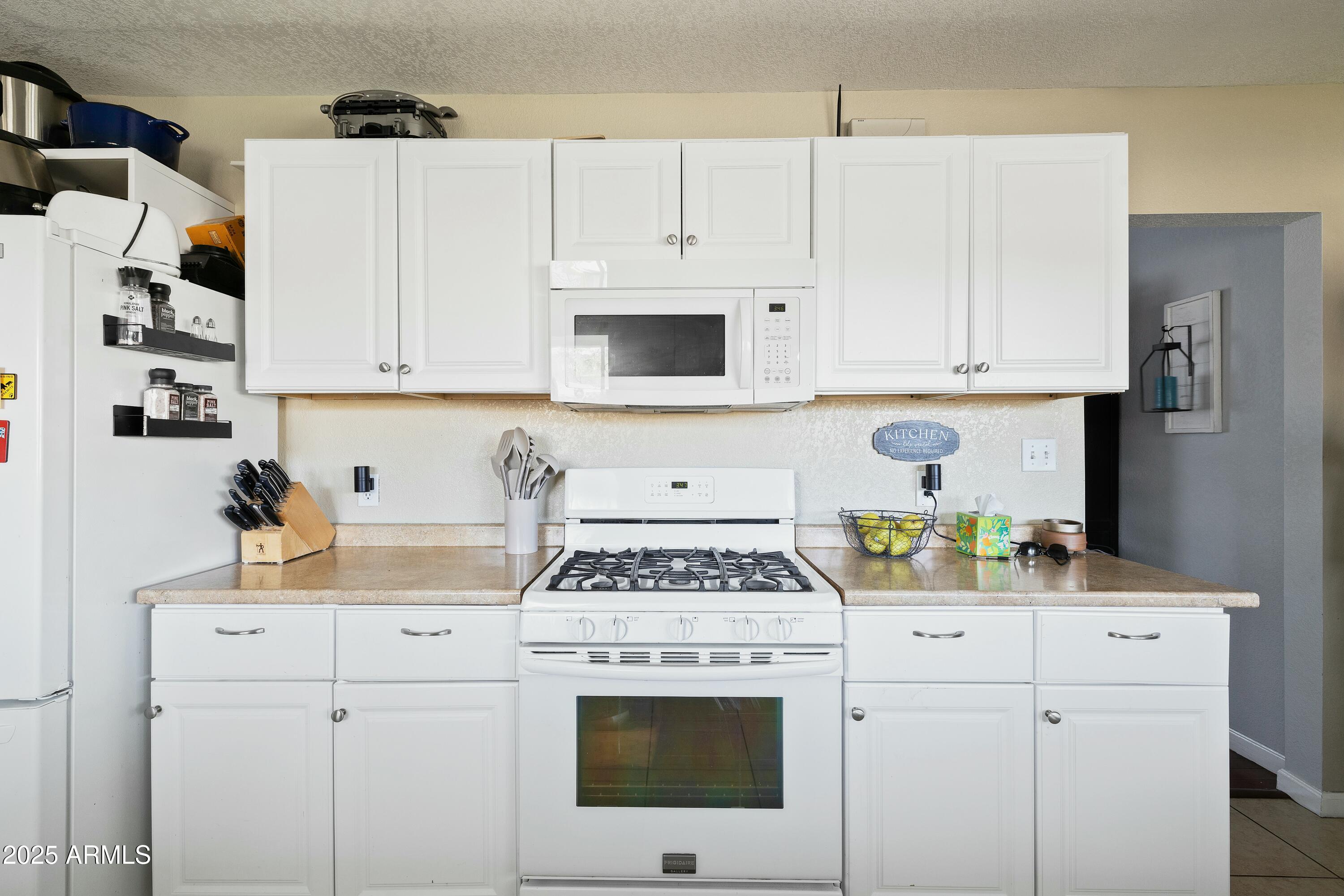 4332 E Calle Redonda Street