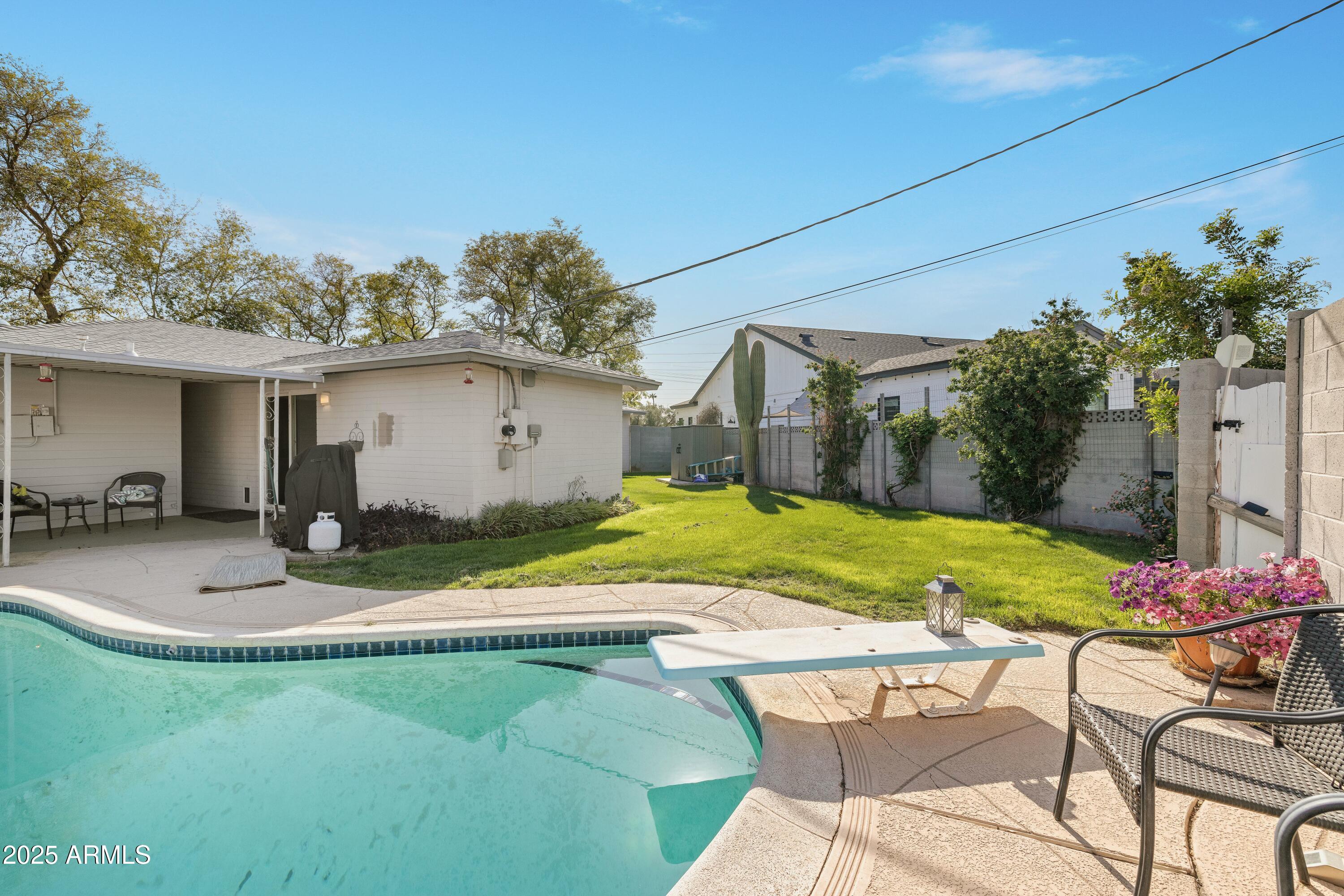 4332 E Calle Redonda Street