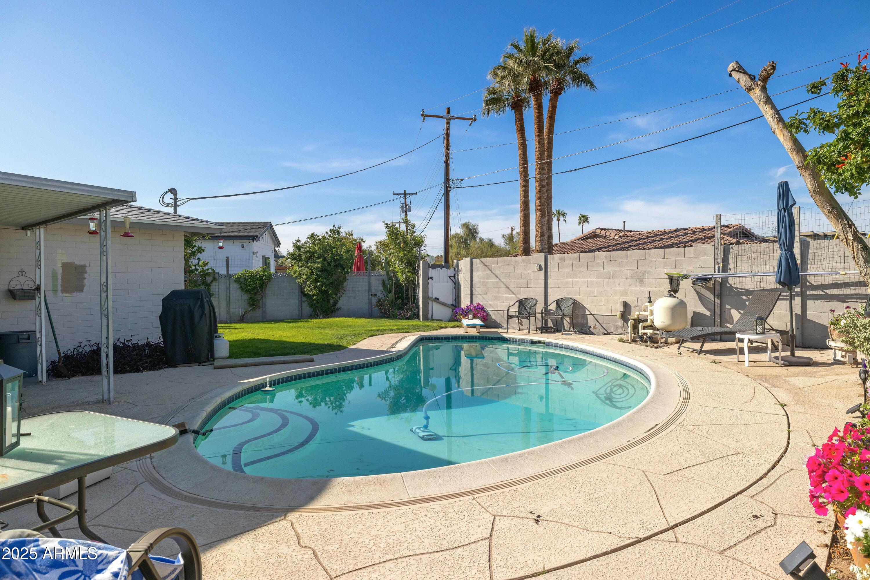 4332 E Calle Redonda Street