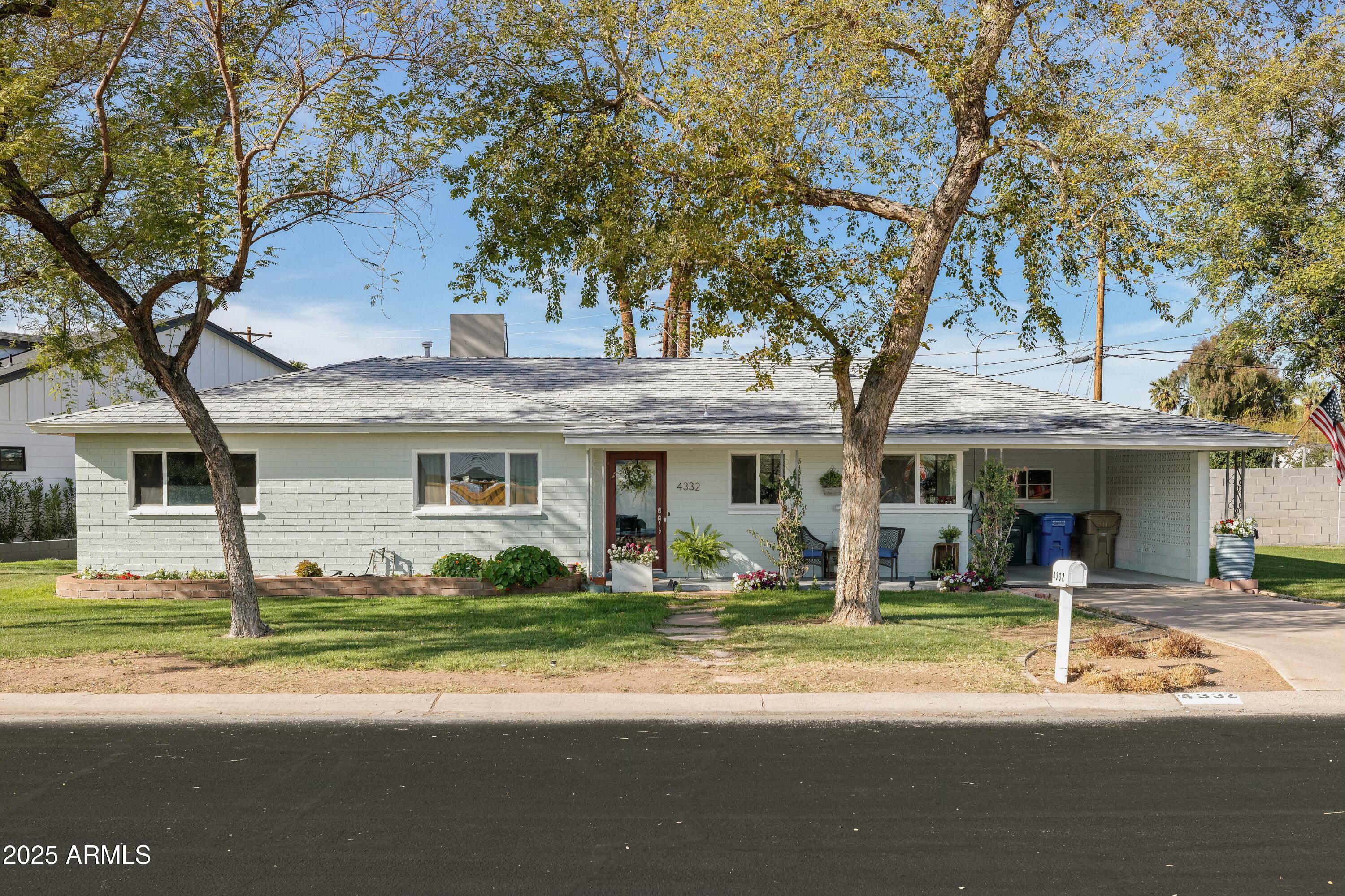 4332 E Calle Redonda Street