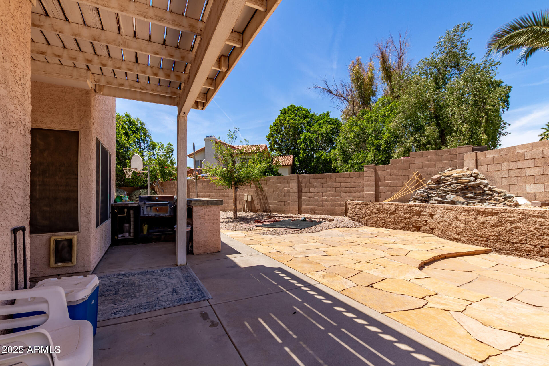 4302 E MOUNTAIN VISTA Drive