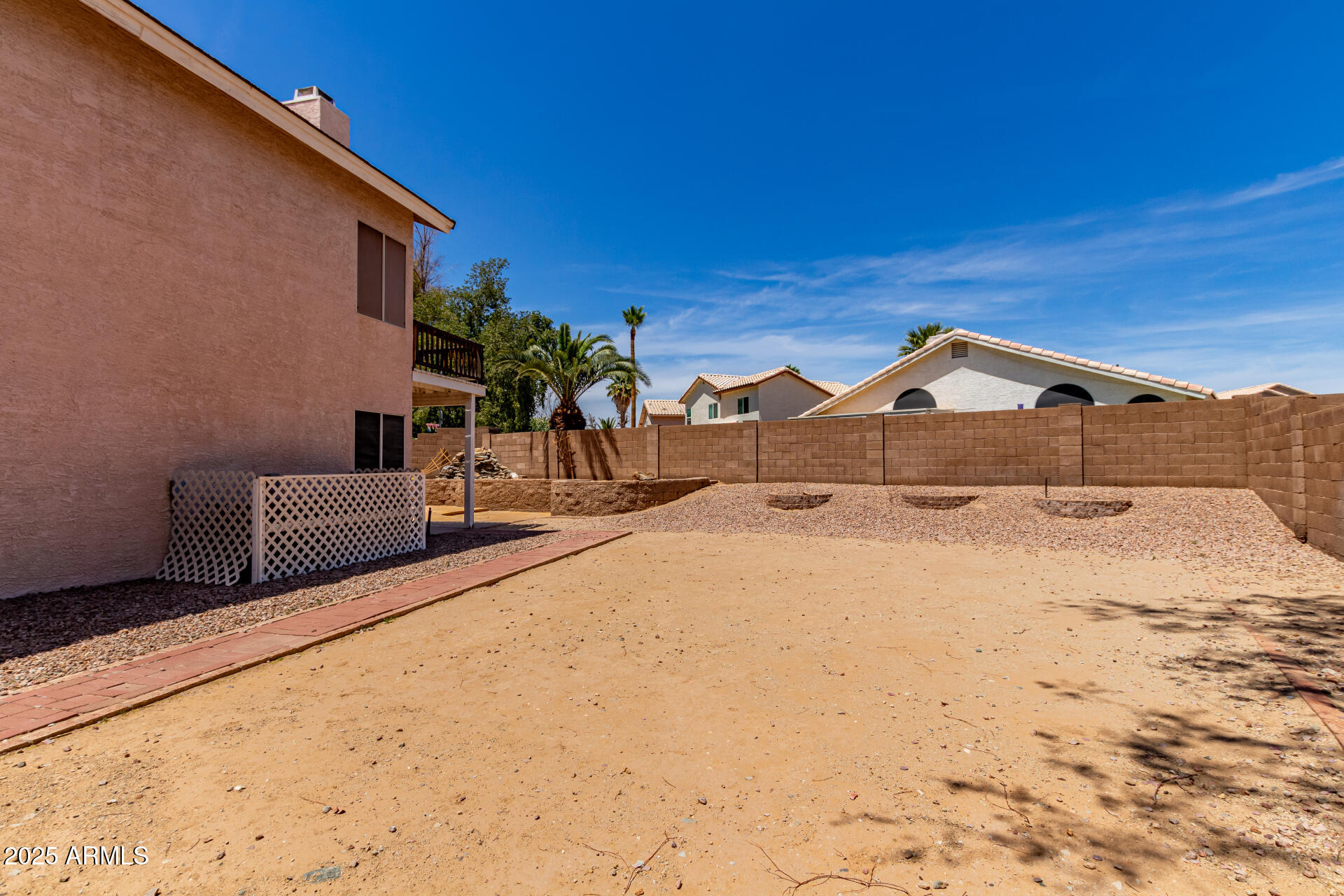 4302 E MOUNTAIN VISTA Drive