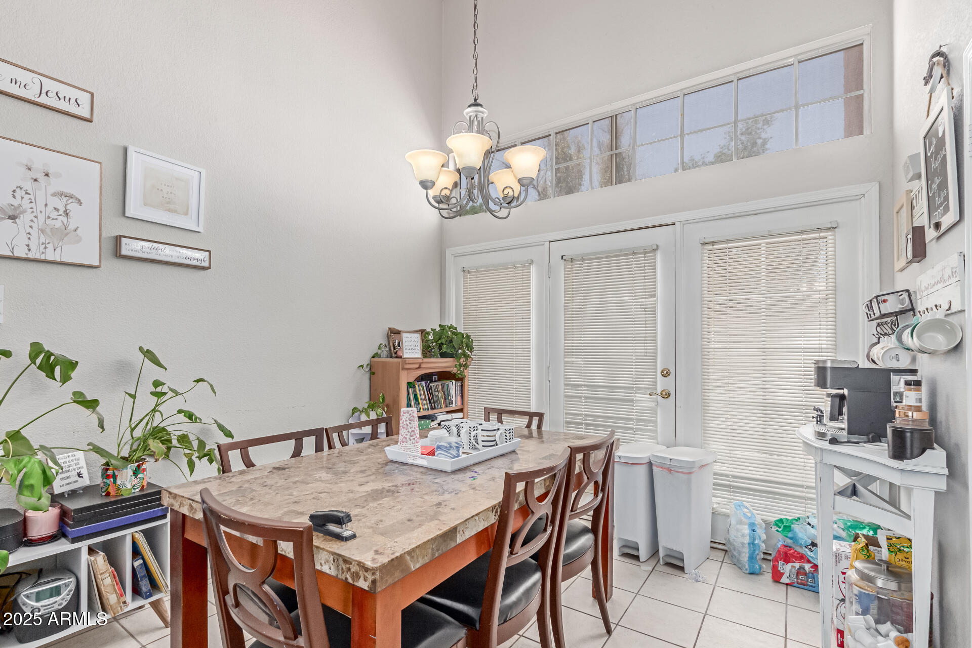 4302 E MOUNTAIN VISTA Drive