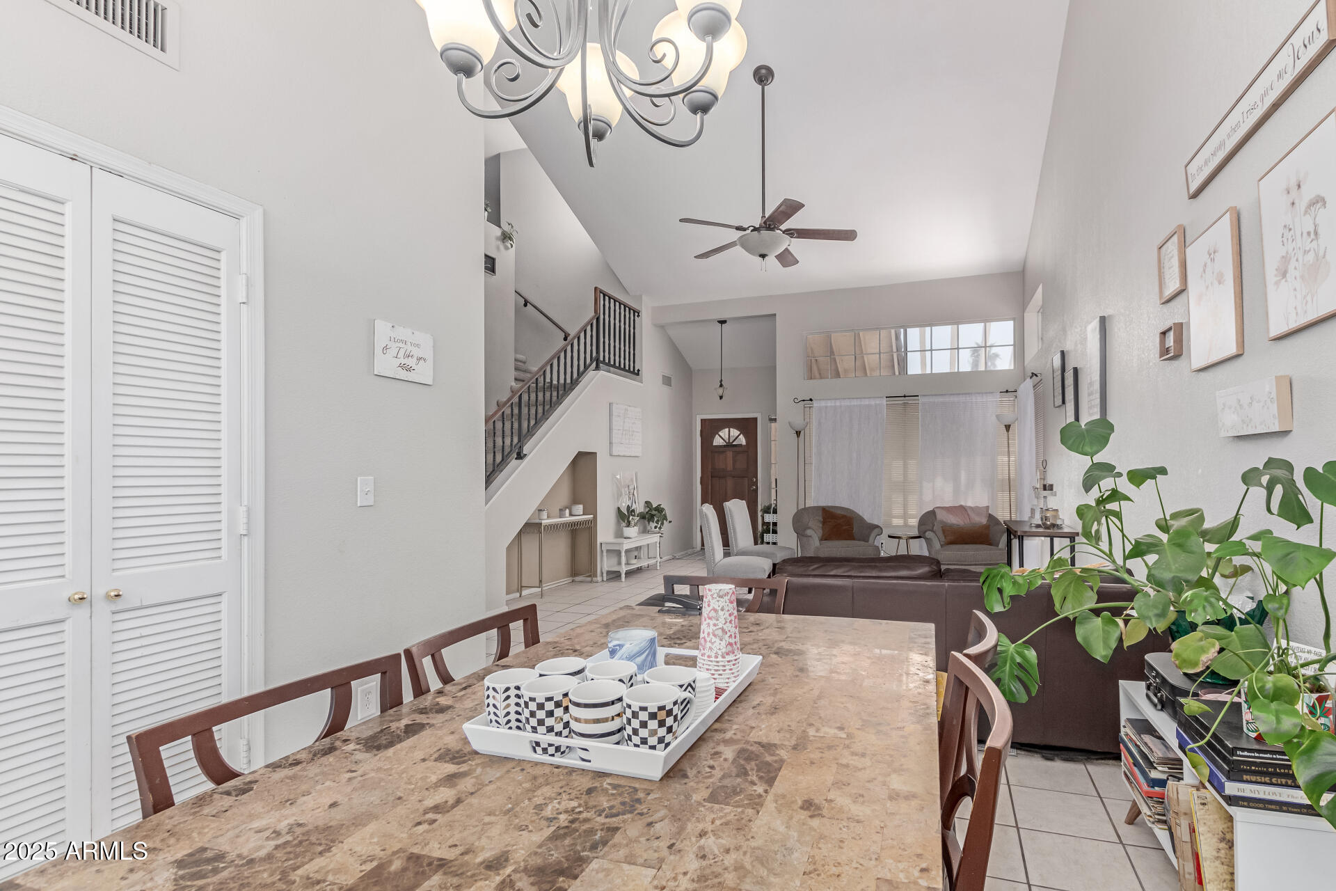 4302 E MOUNTAIN VISTA Drive