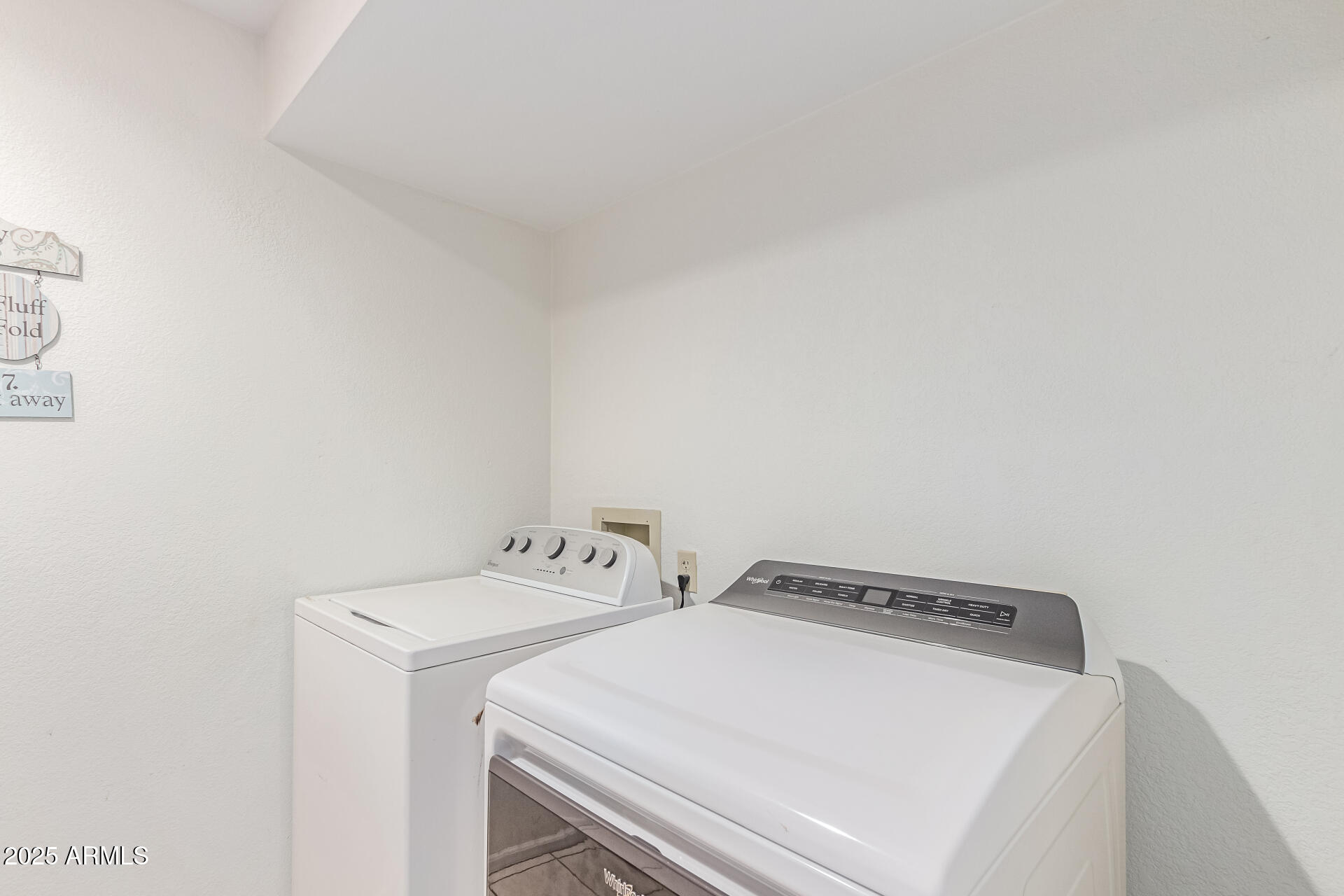 4302 E MOUNTAIN VISTA Drive