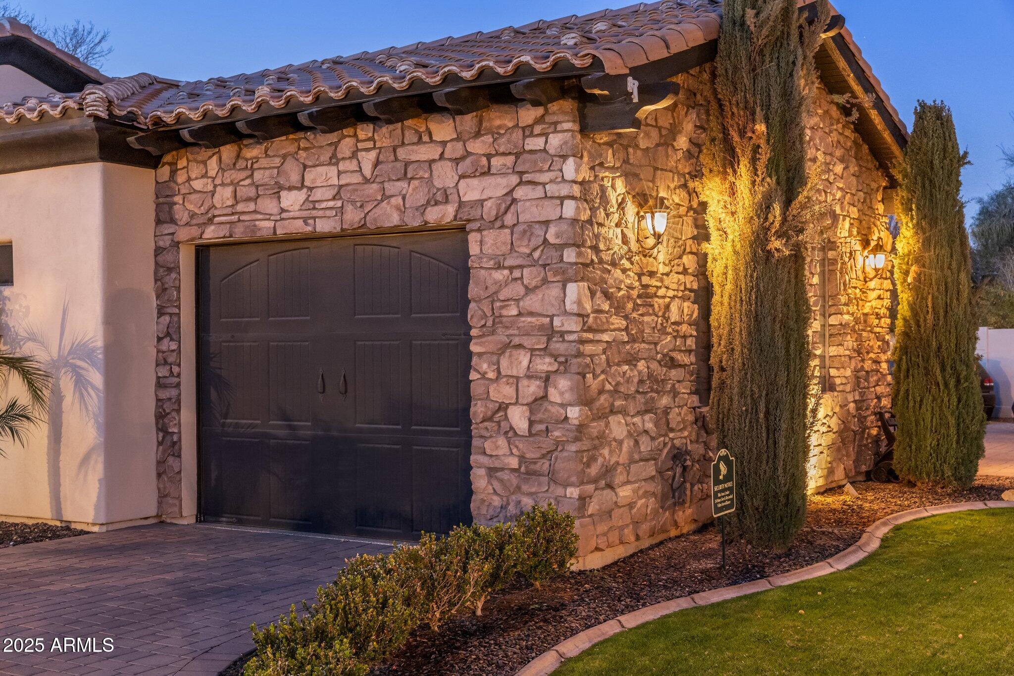 2782 E CITADEL Court