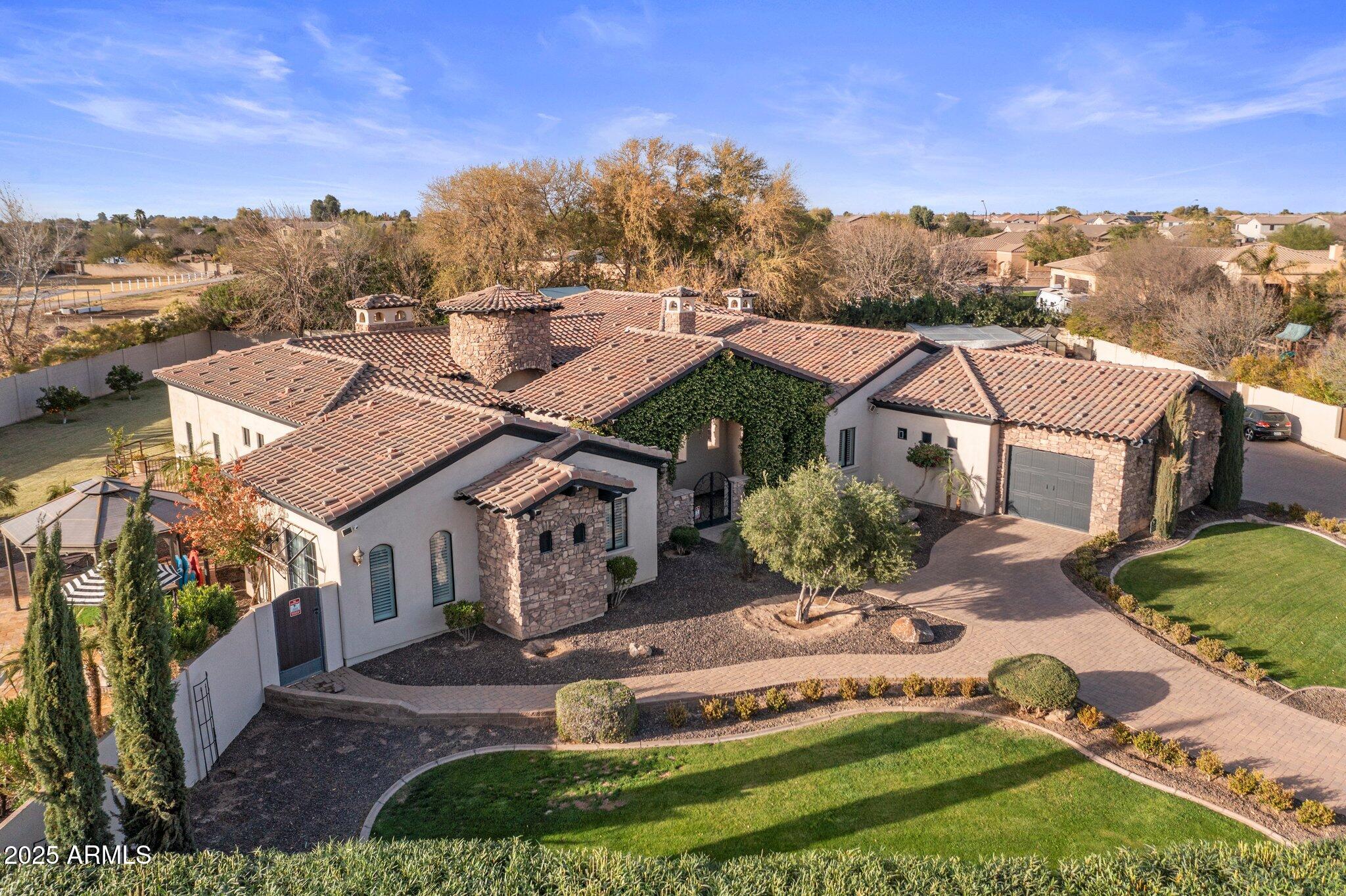 2782 E CITADEL Court