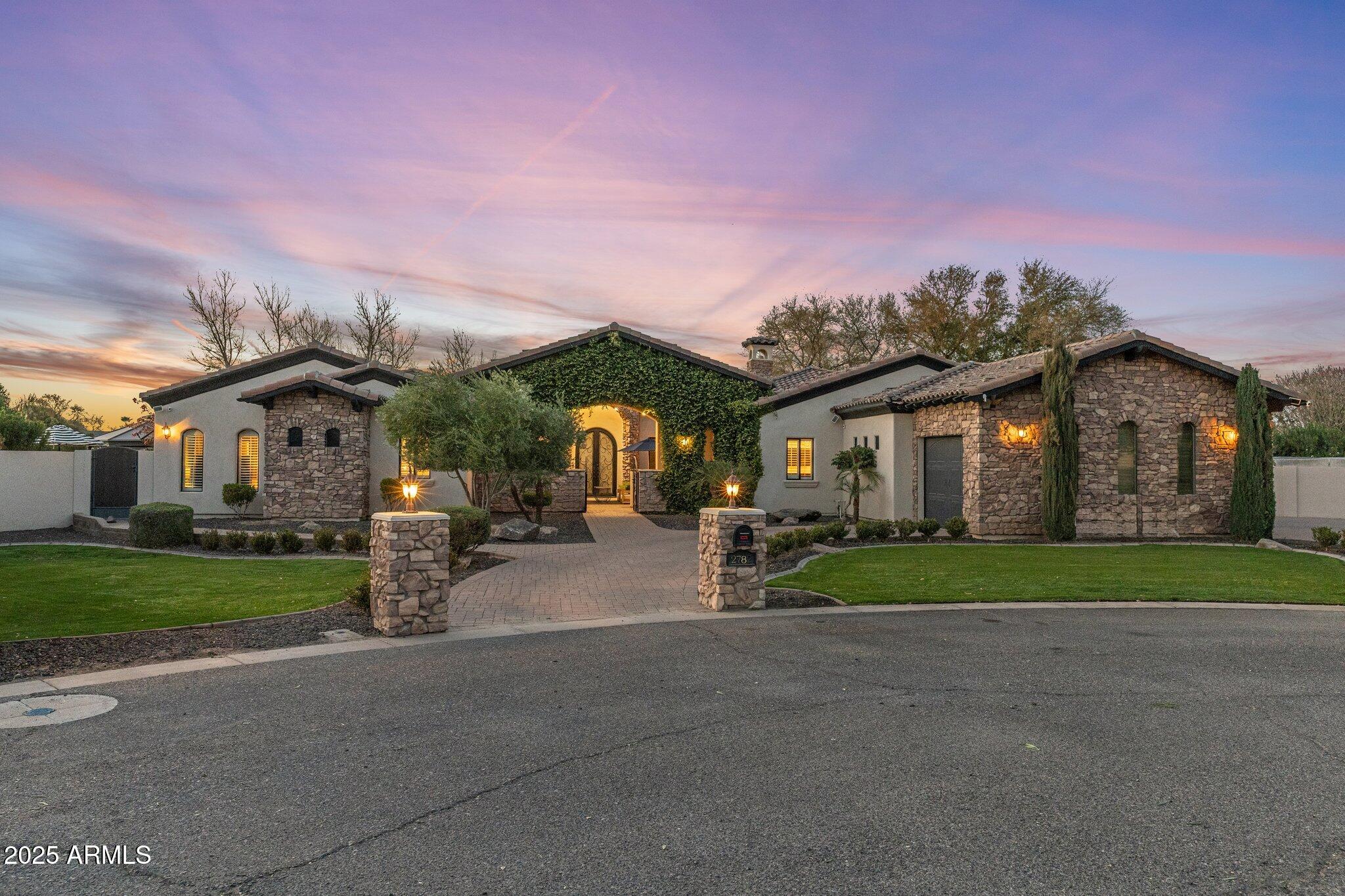 2782 E CITADEL Court