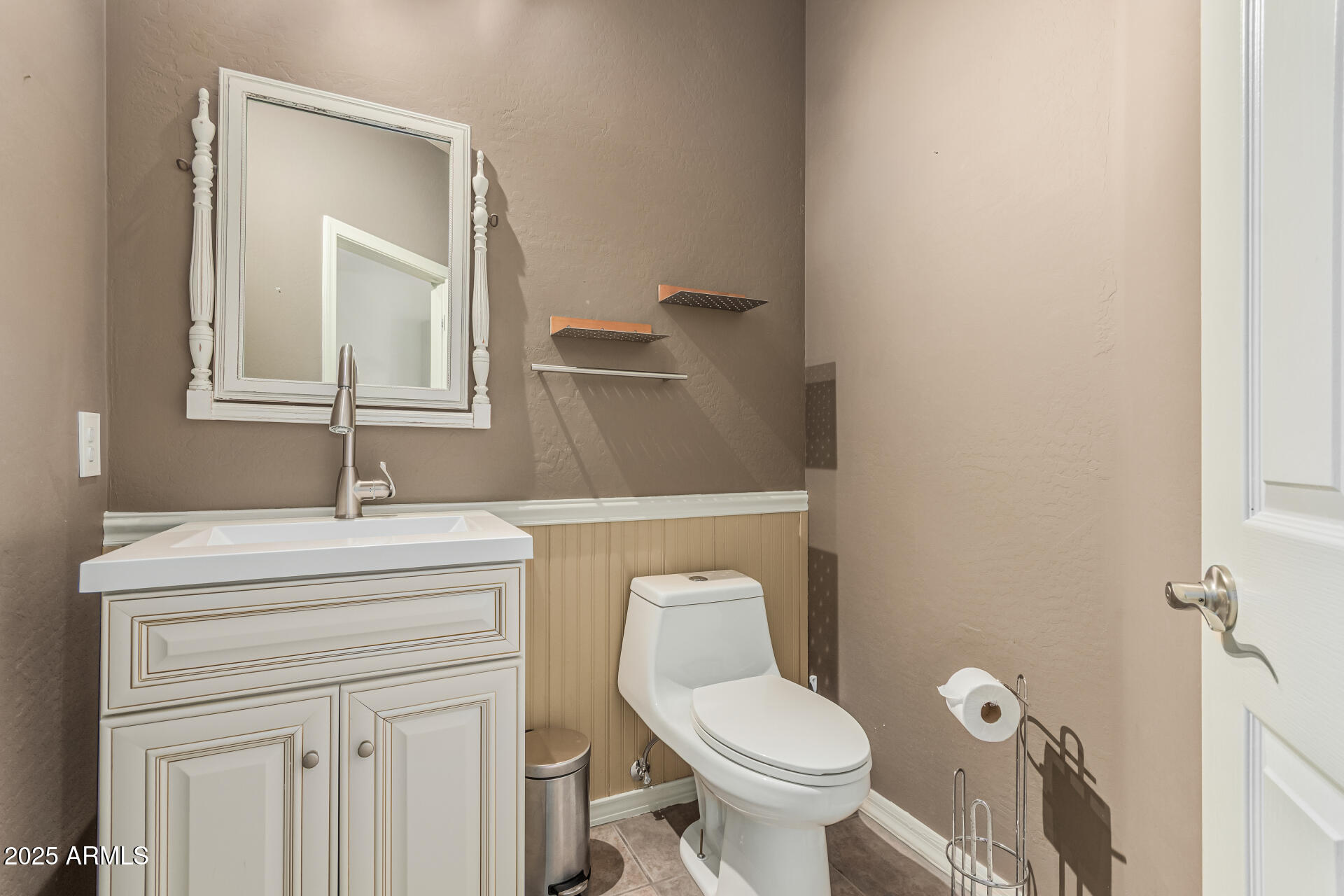 5752 S CROSSBOW Place