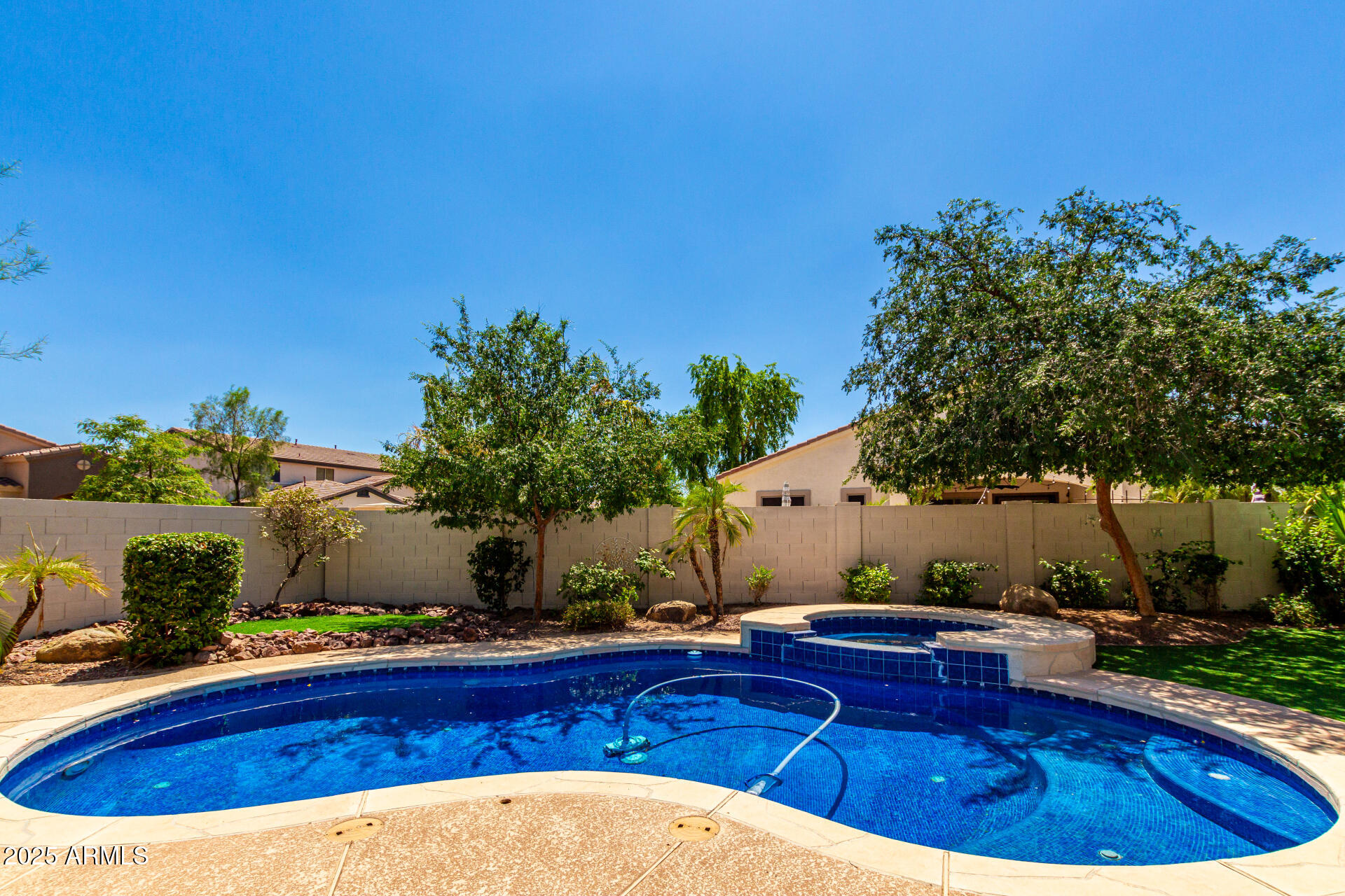 5752 S CROSSBOW Place