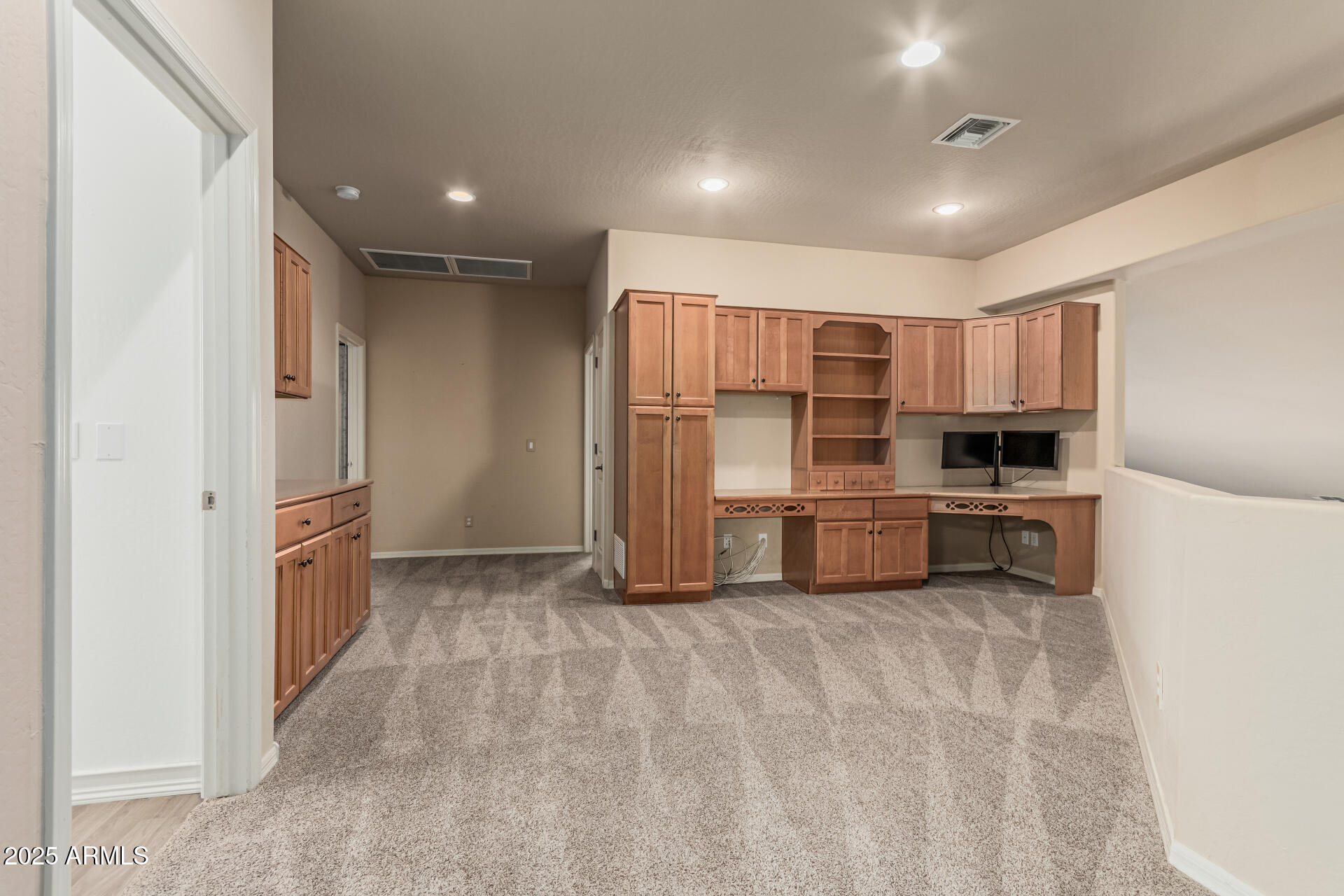 5752 S CROSSBOW Place