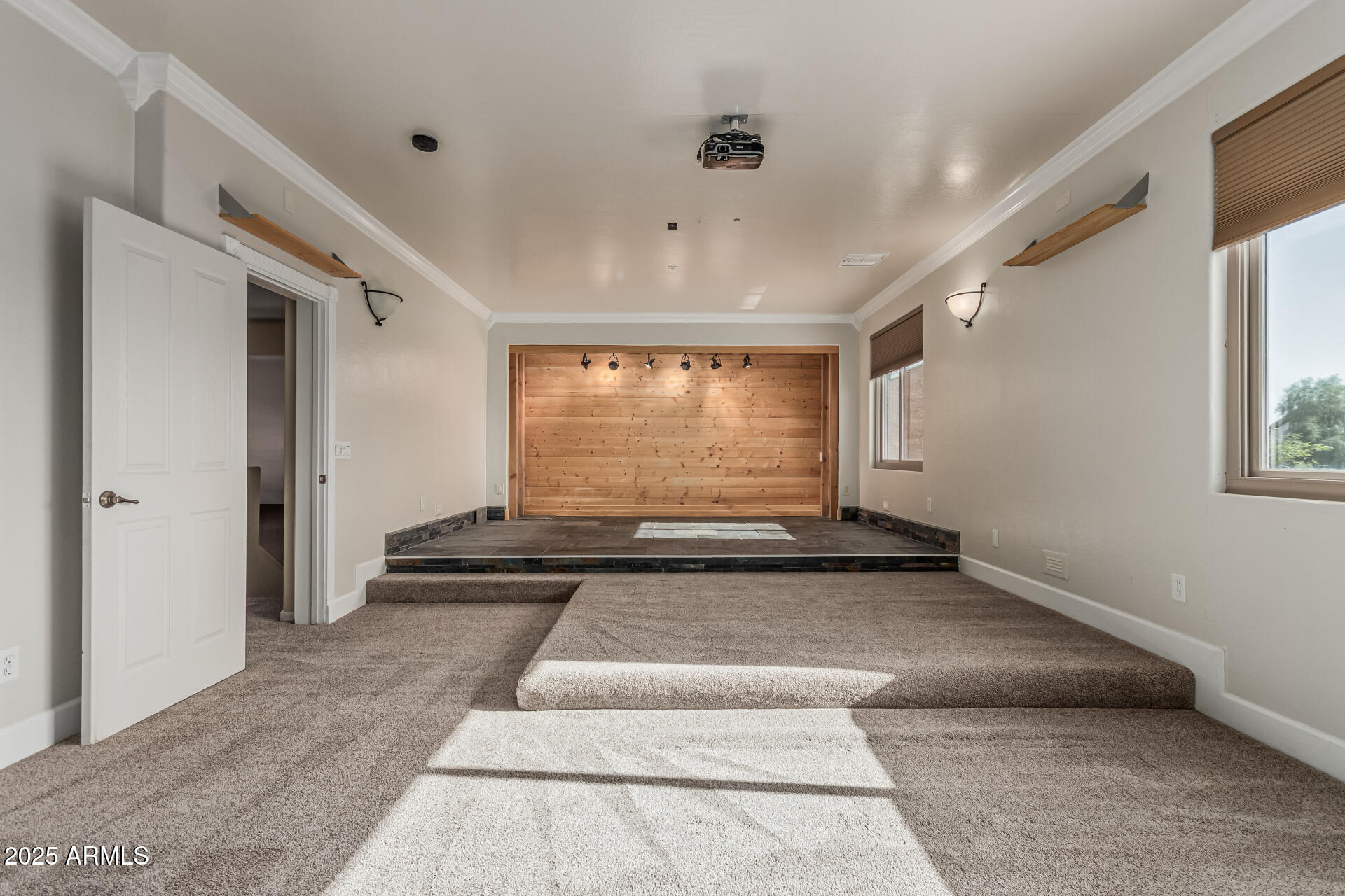 5752 S CROSSBOW Place