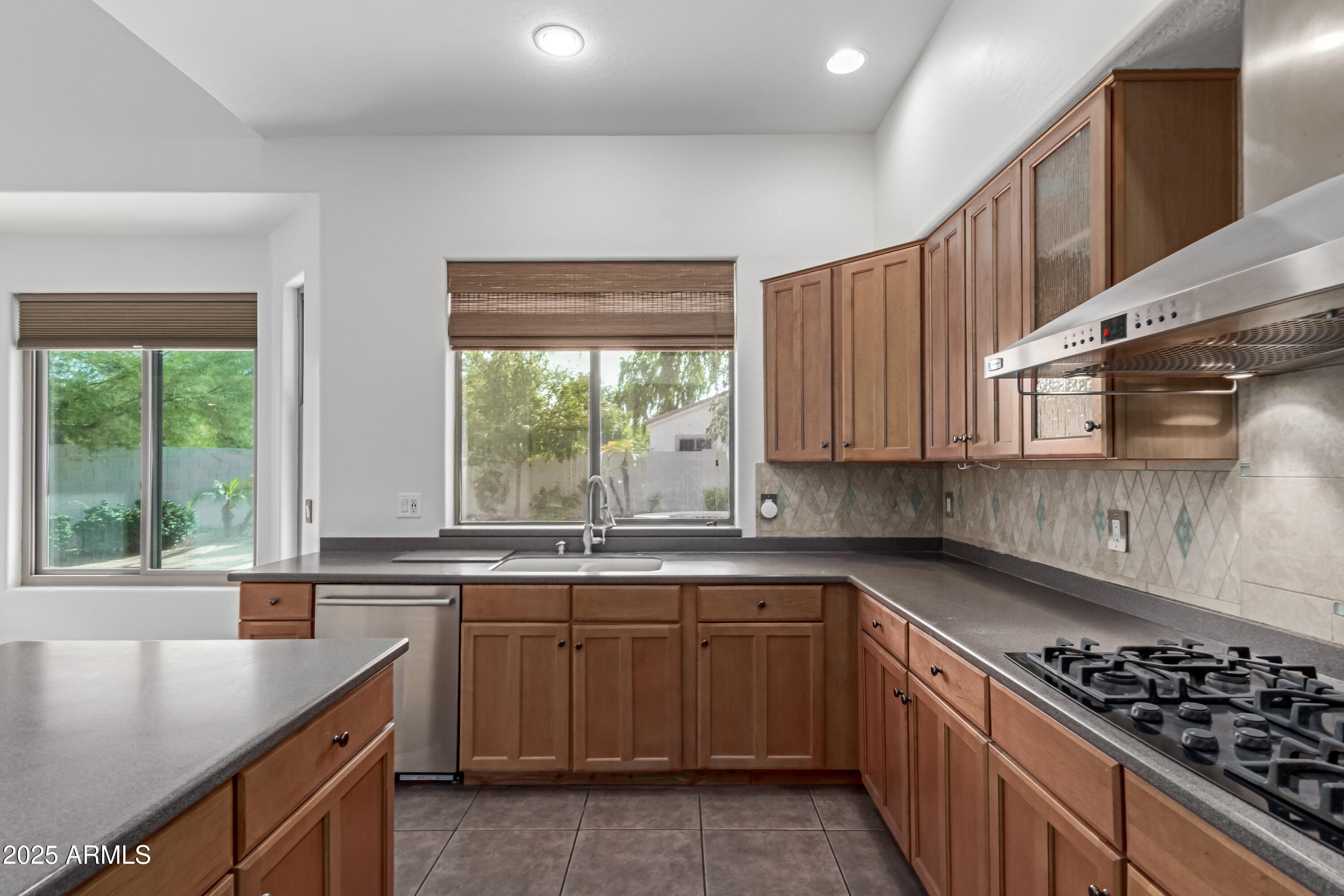 5752 S CROSSBOW Place