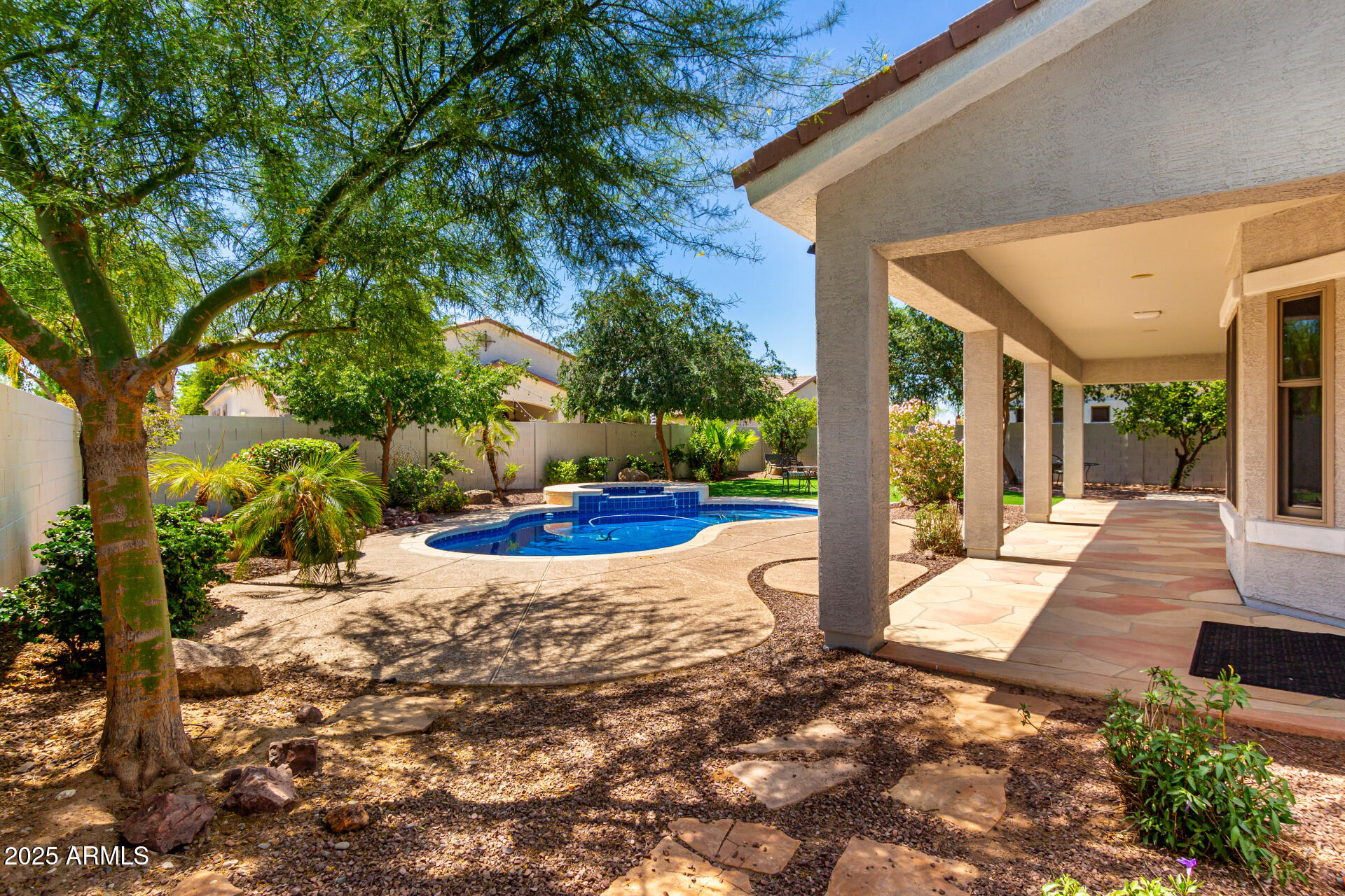 5752 S CROSSBOW Place