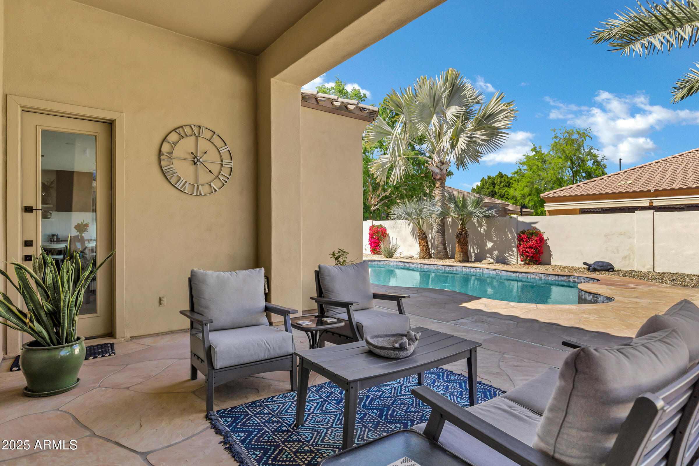 1782 W LYNX Way