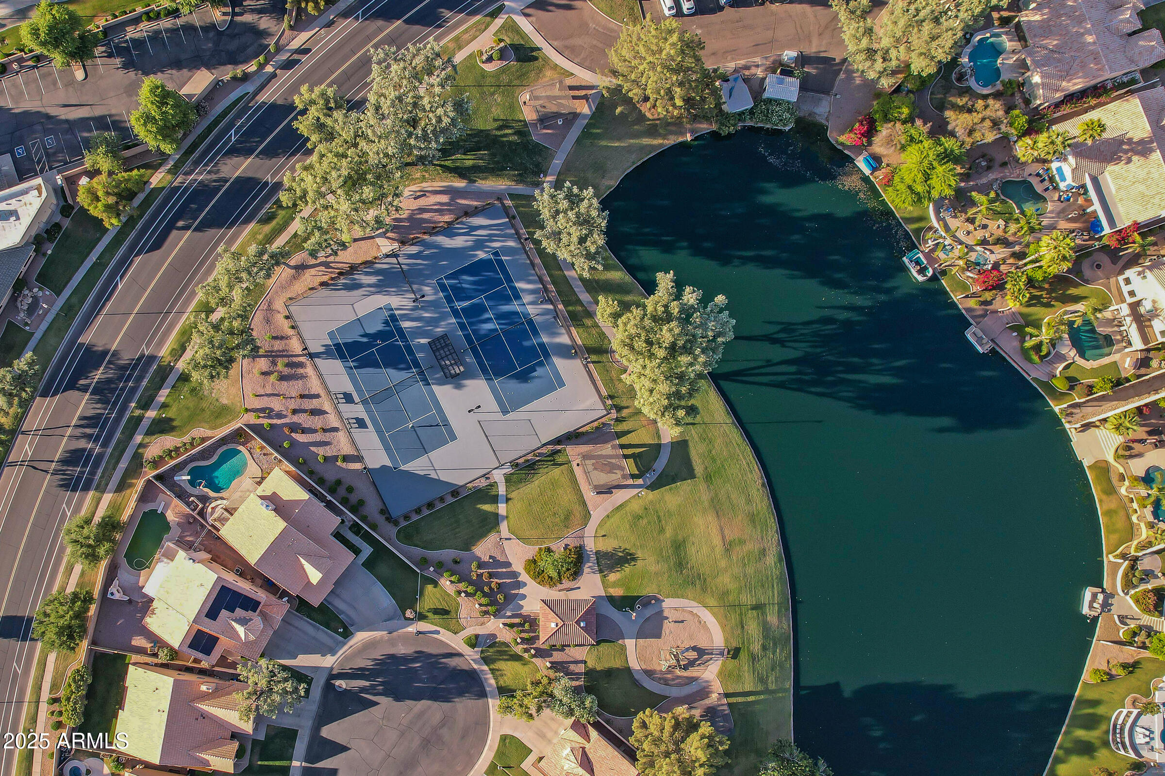 1782 W LYNX Way