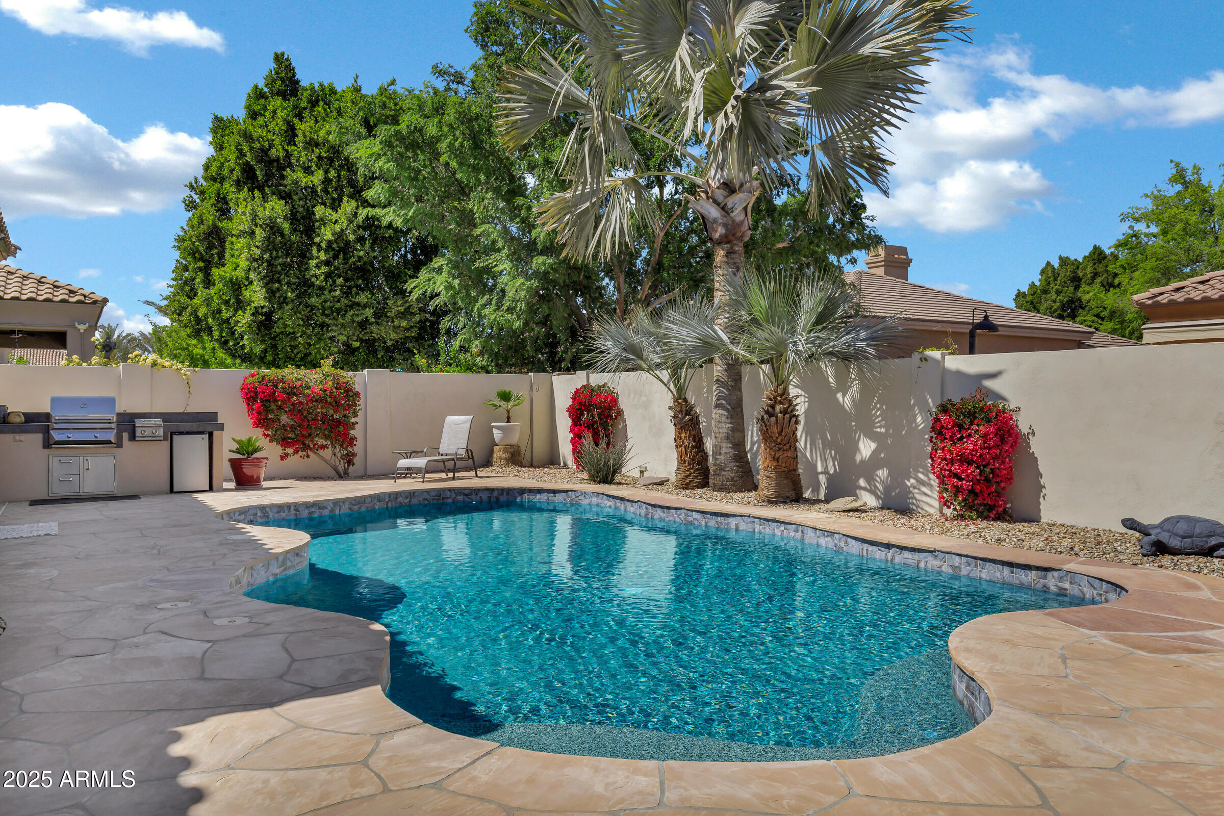 1782 W LYNX Way