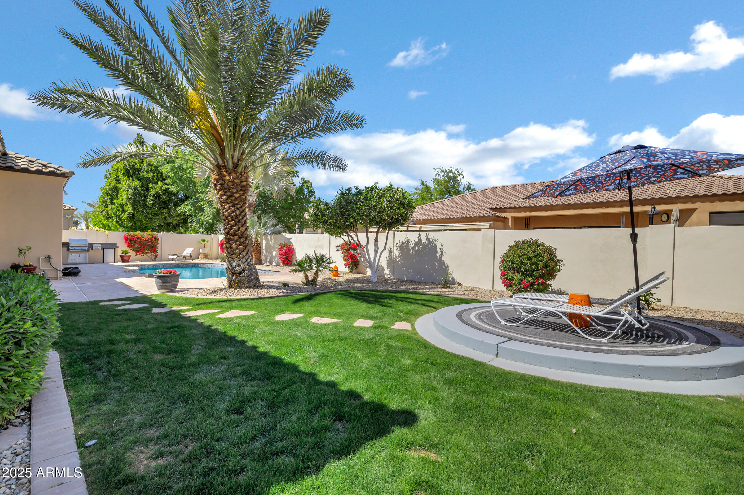 1782 W LYNX Way