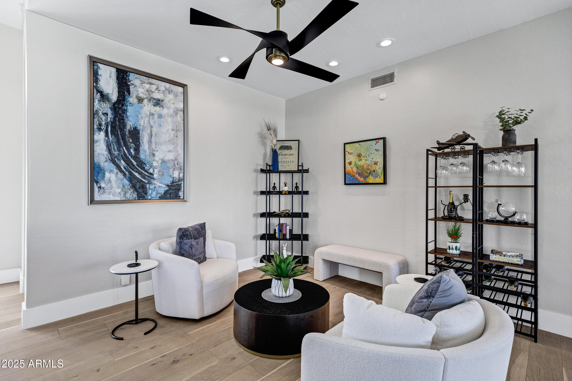 1782 W LYNX Way