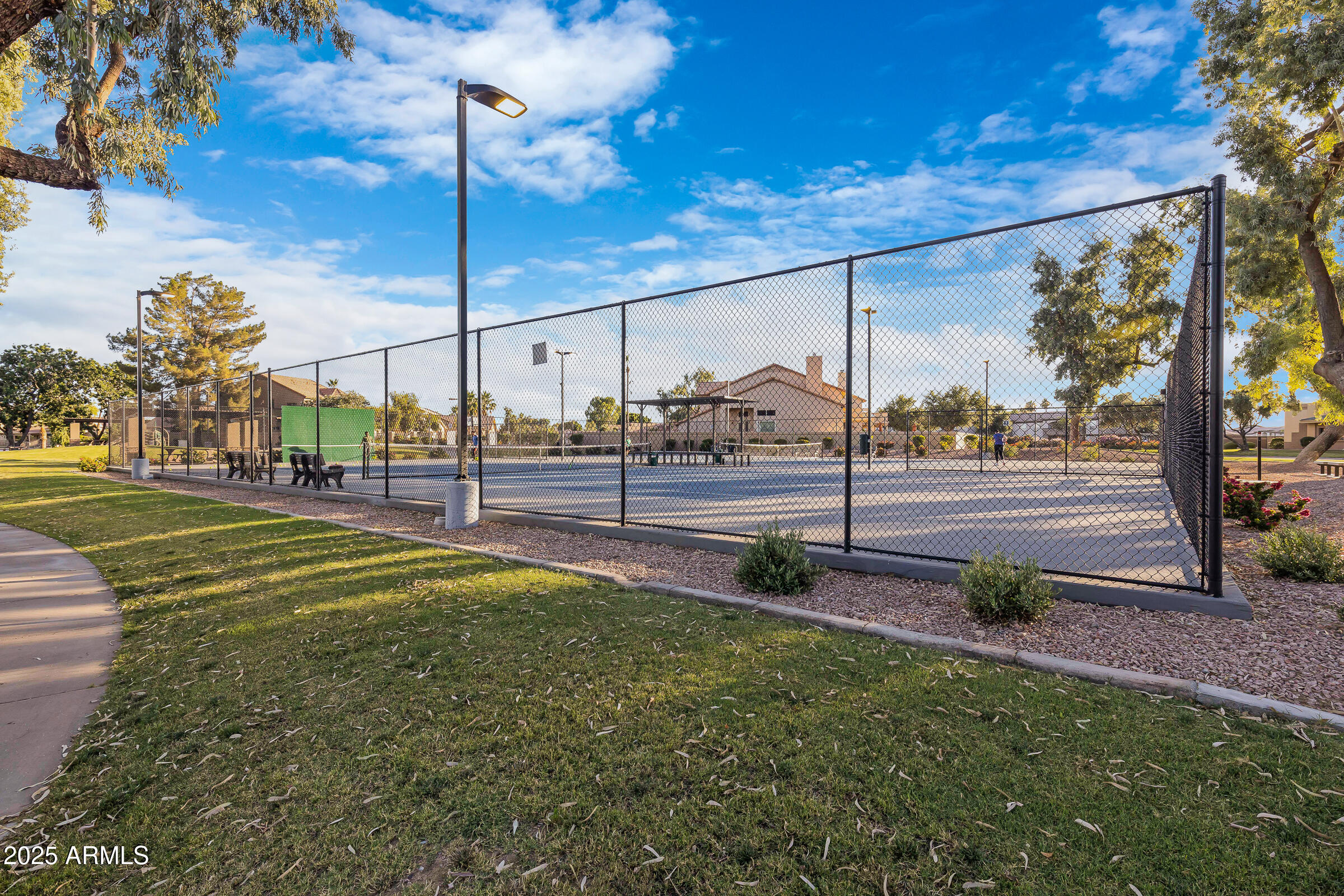1782 W LYNX Way