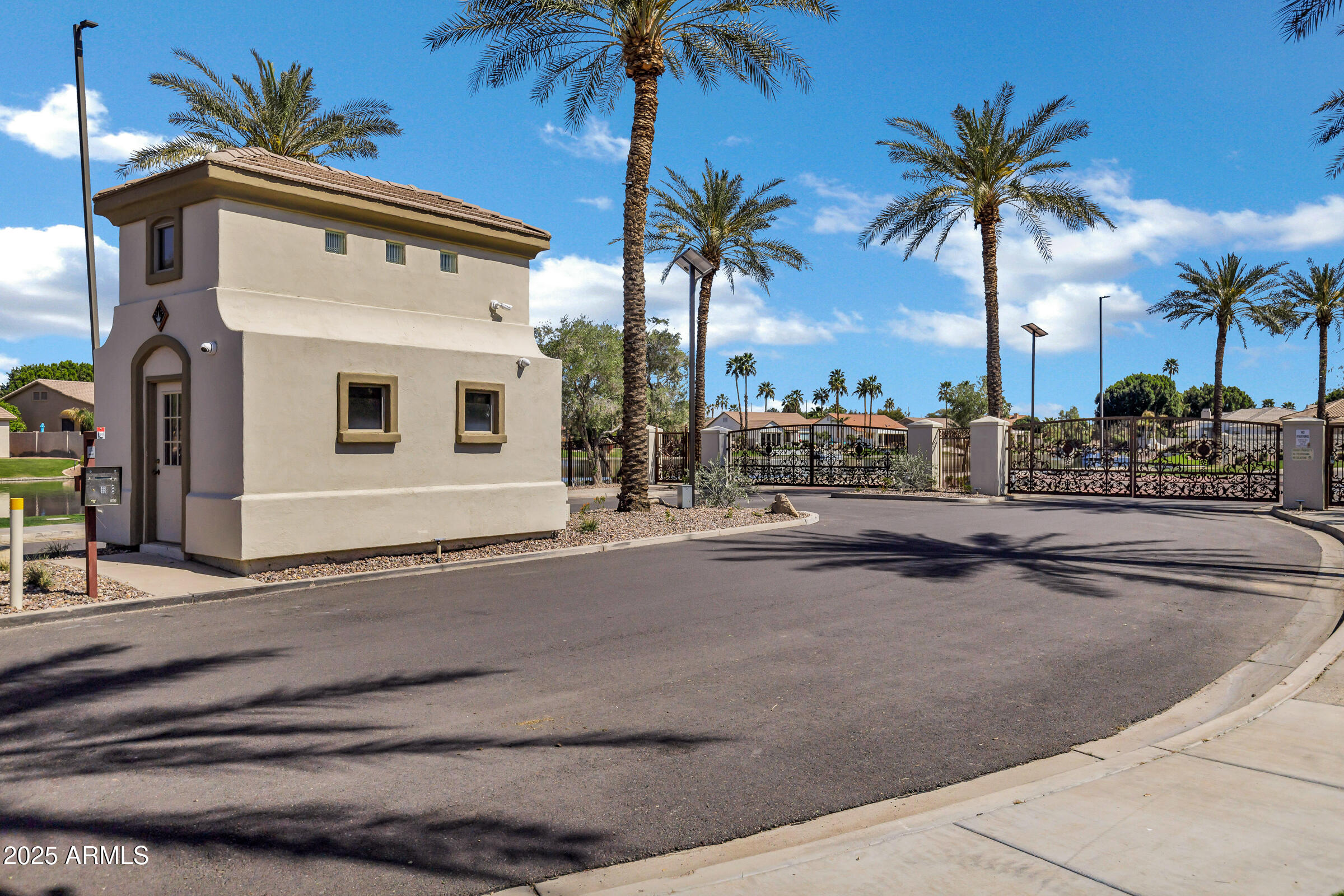 1782 W LYNX Way
