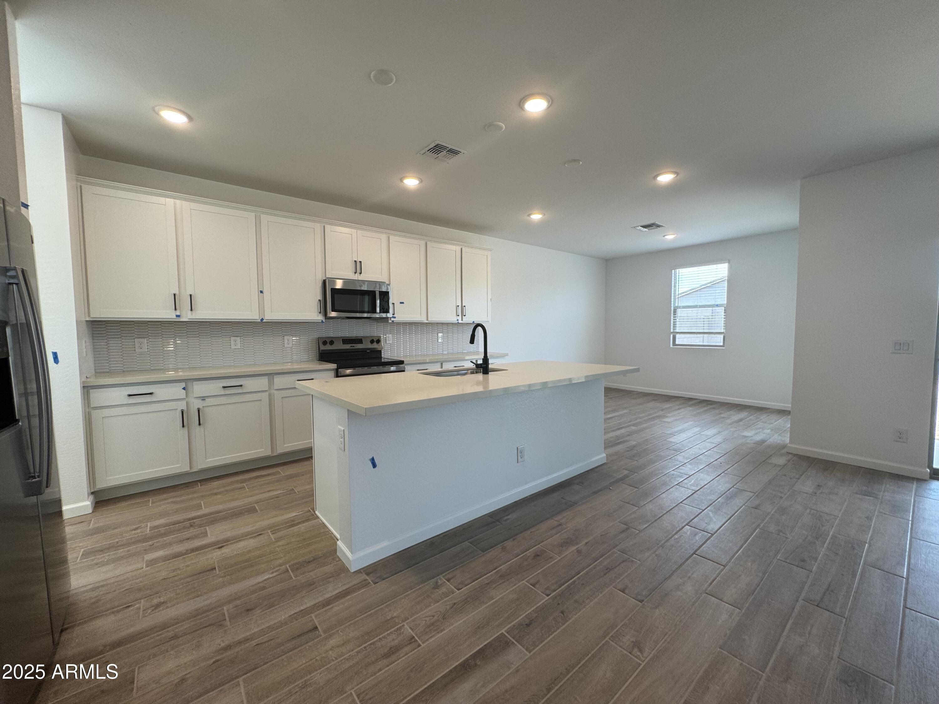 15786 W CHERYL Drive