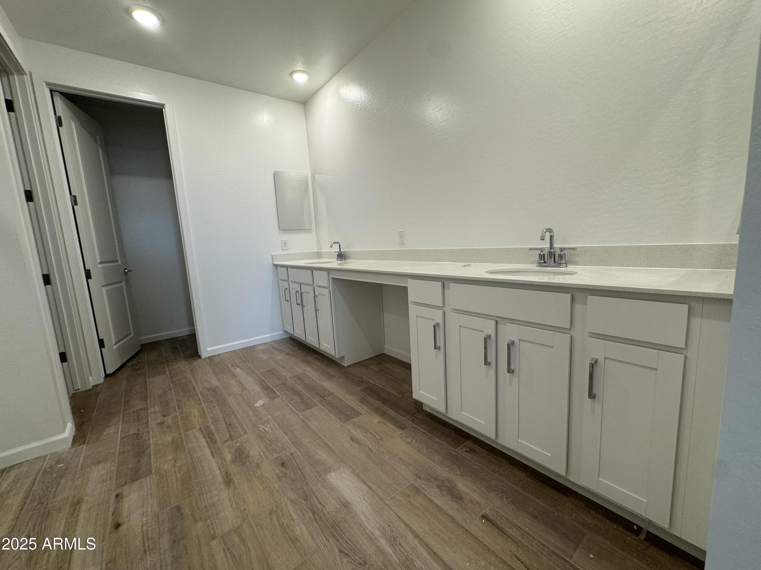 15777 W CHERYL Drive