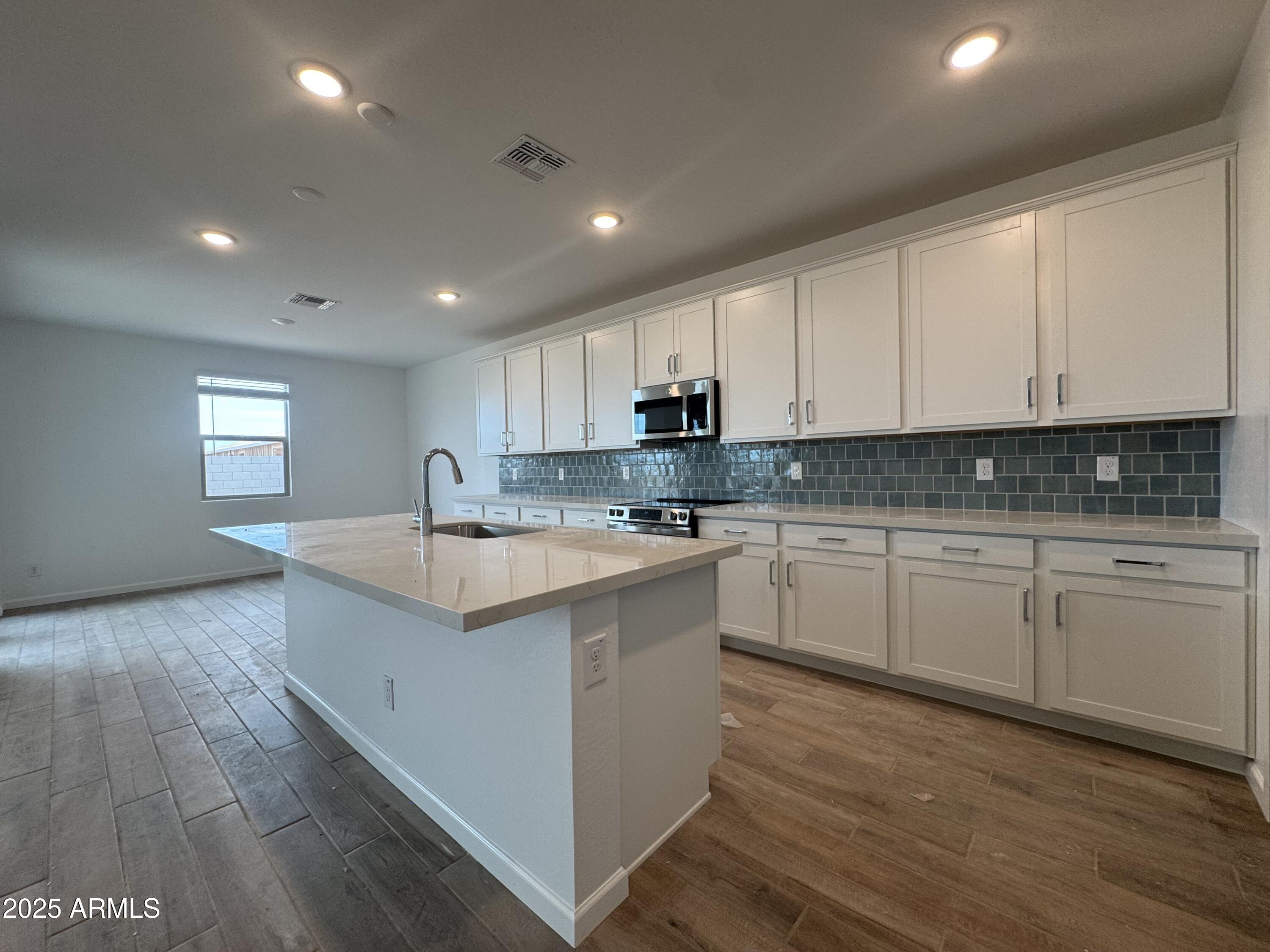 15777 W CHERYL Drive
