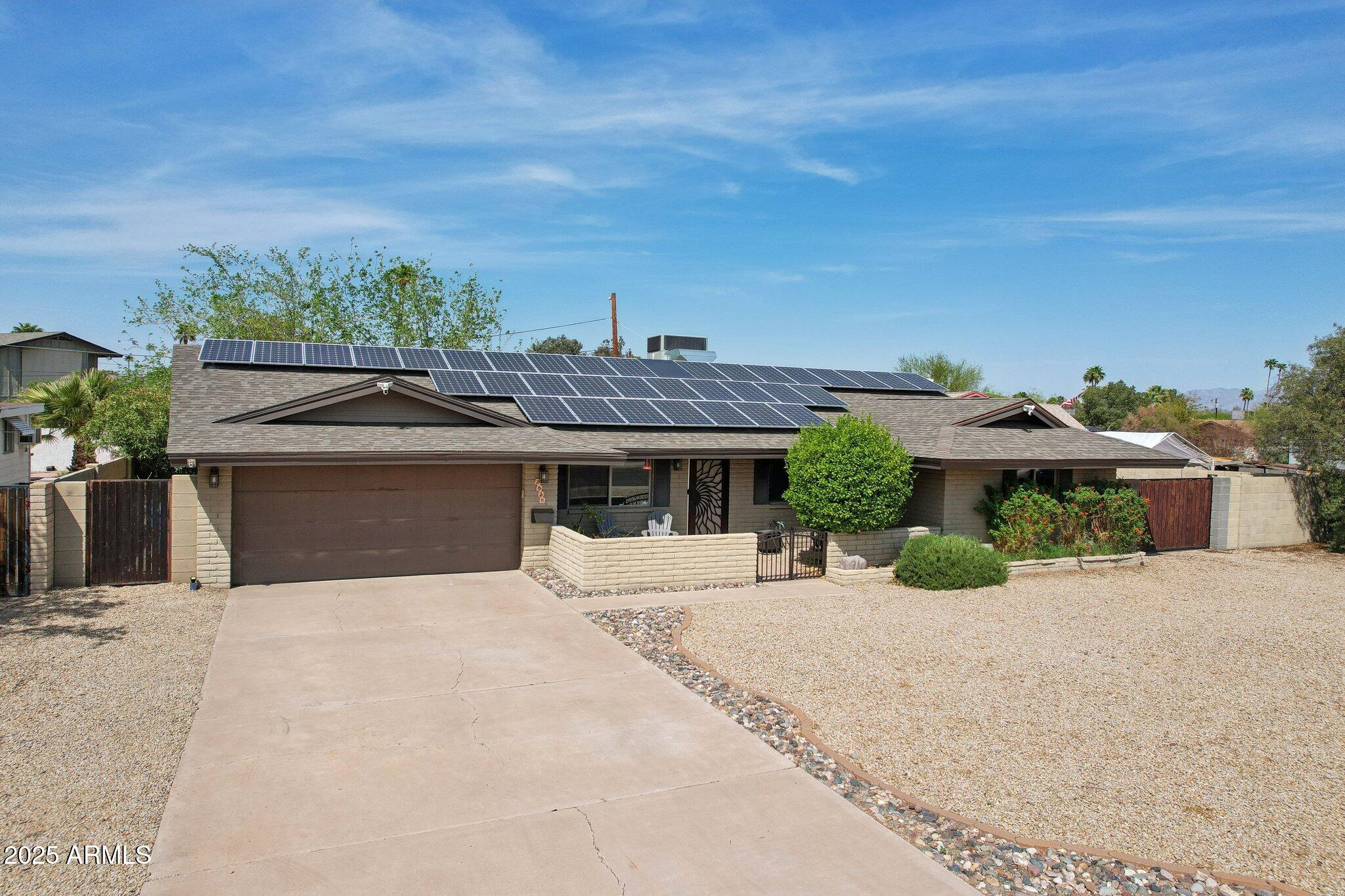 3830 E DESERT COVE Avenue