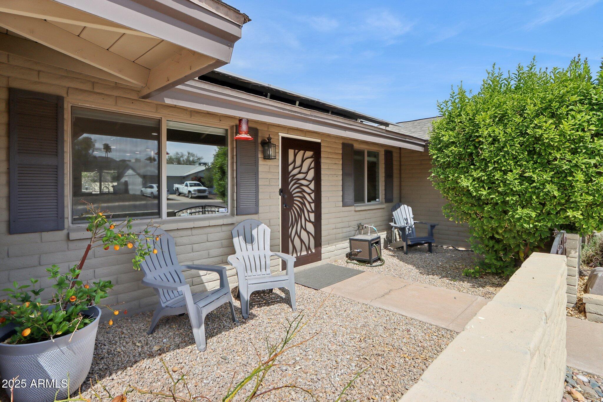 3830 E DESERT COVE Avenue