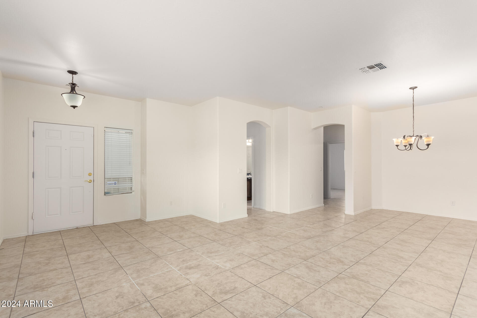 1684 E SILVER REEF Drive