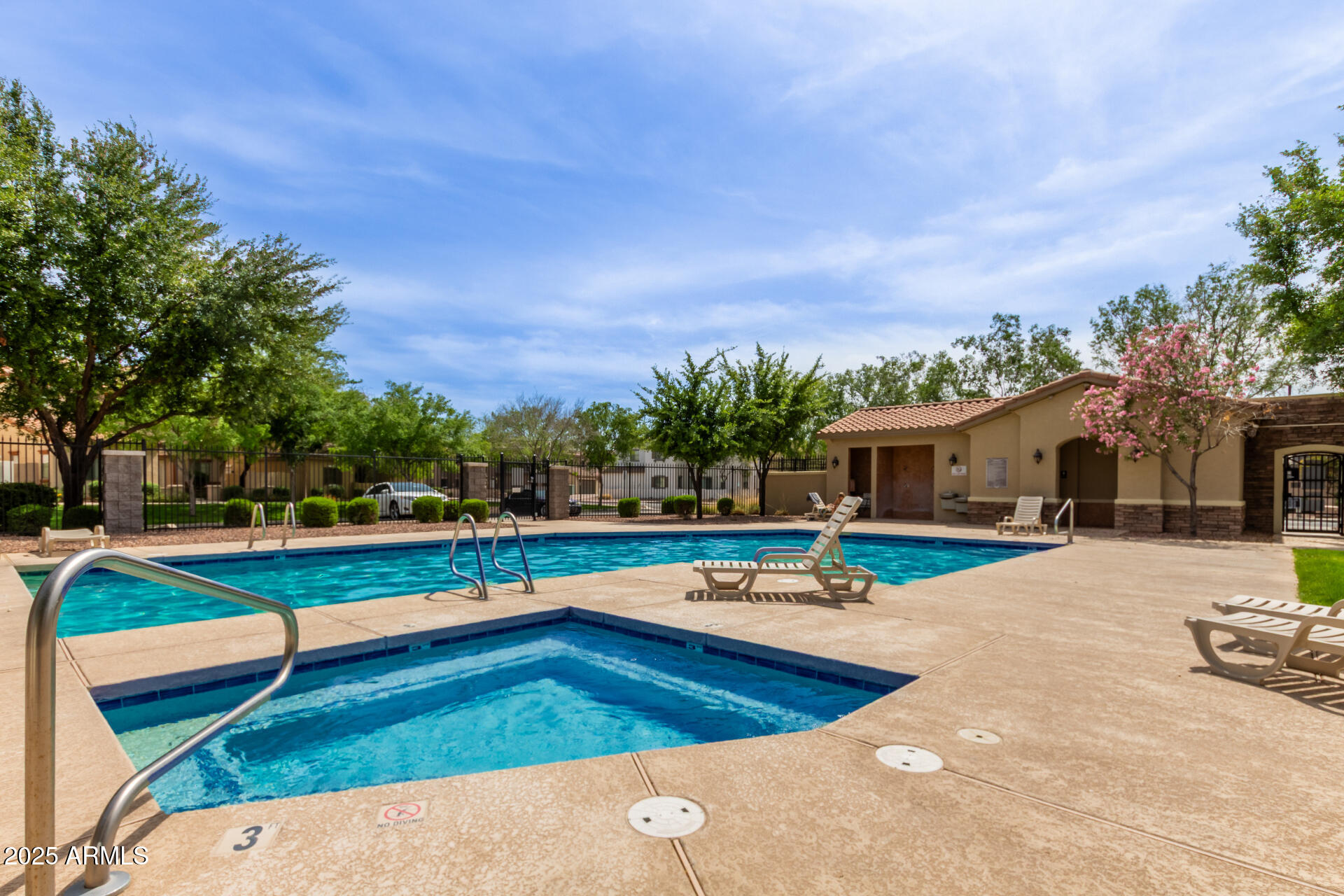 14239 W PORT ROYALE Lane