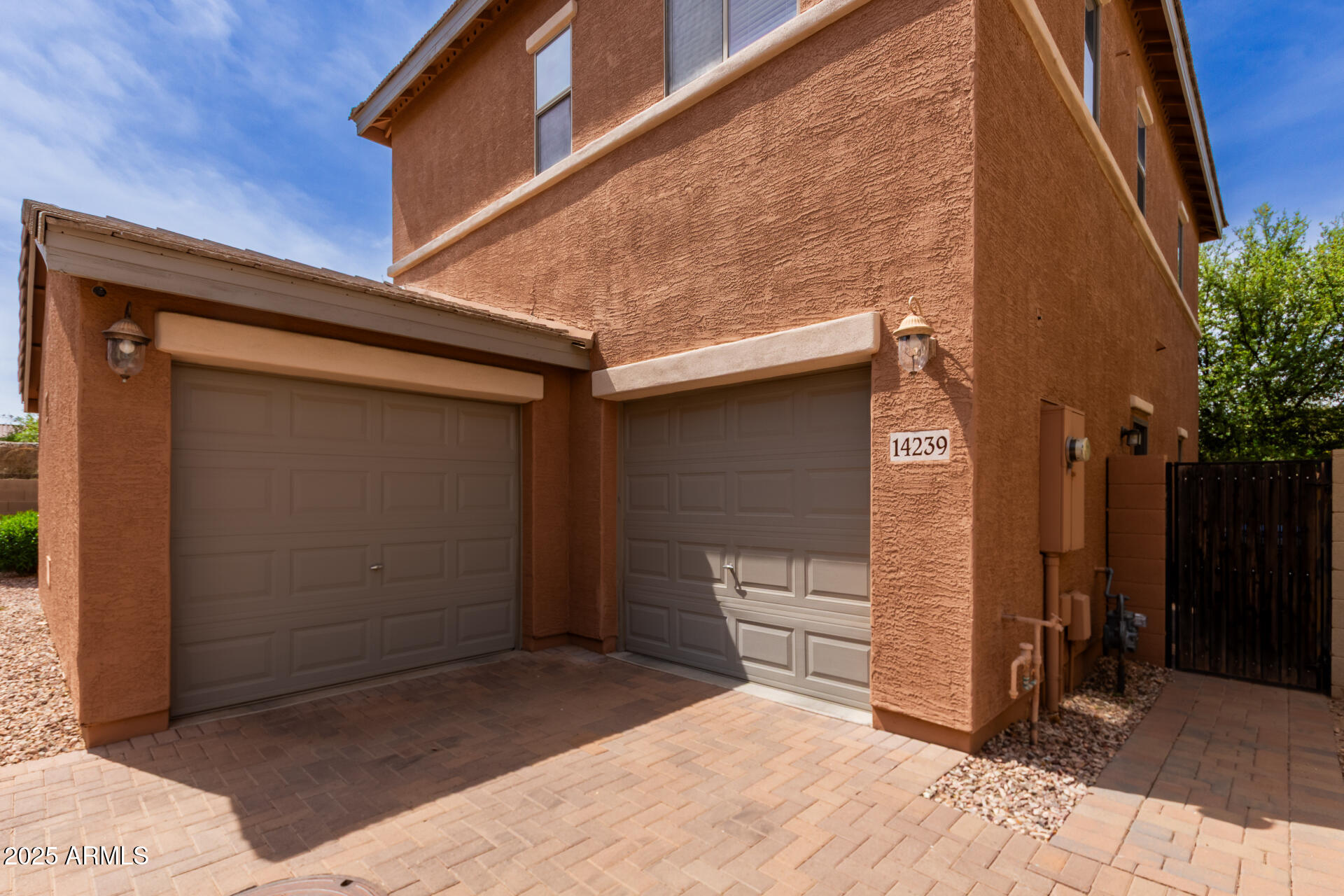 14239 W PORT ROYALE Lane