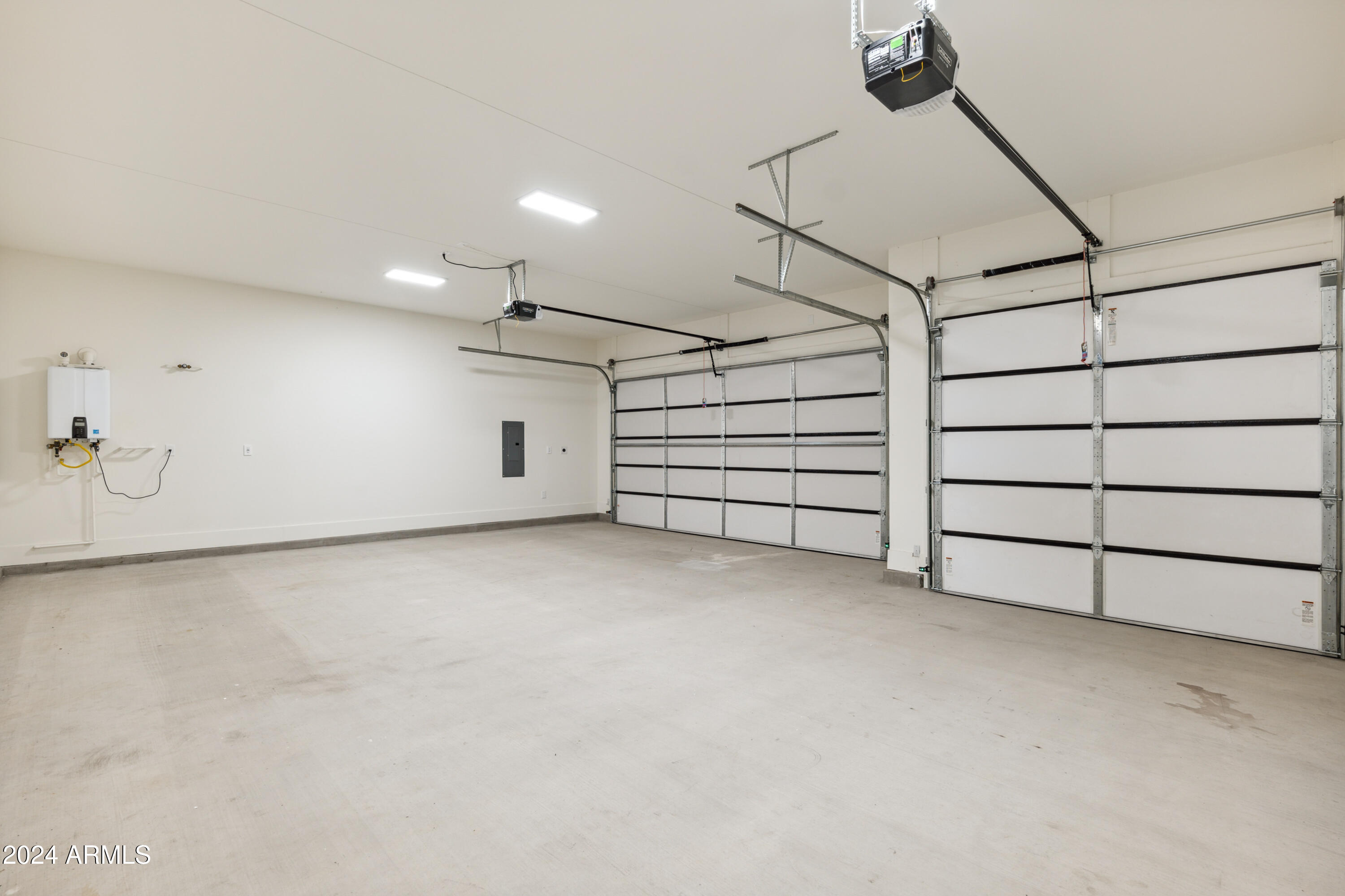 915 W ARDMORE Road, 11