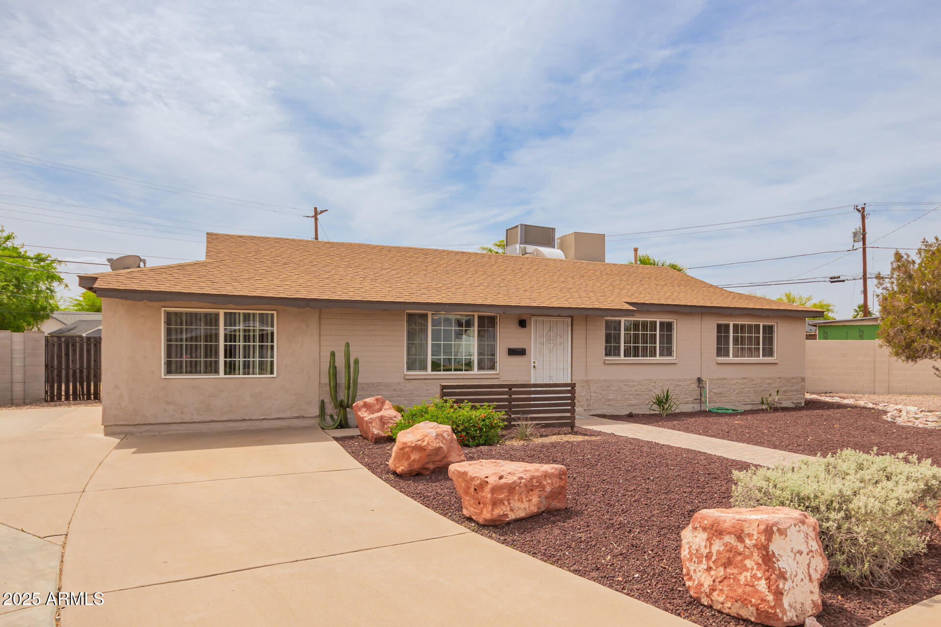 7417 E KIMSEY Lane