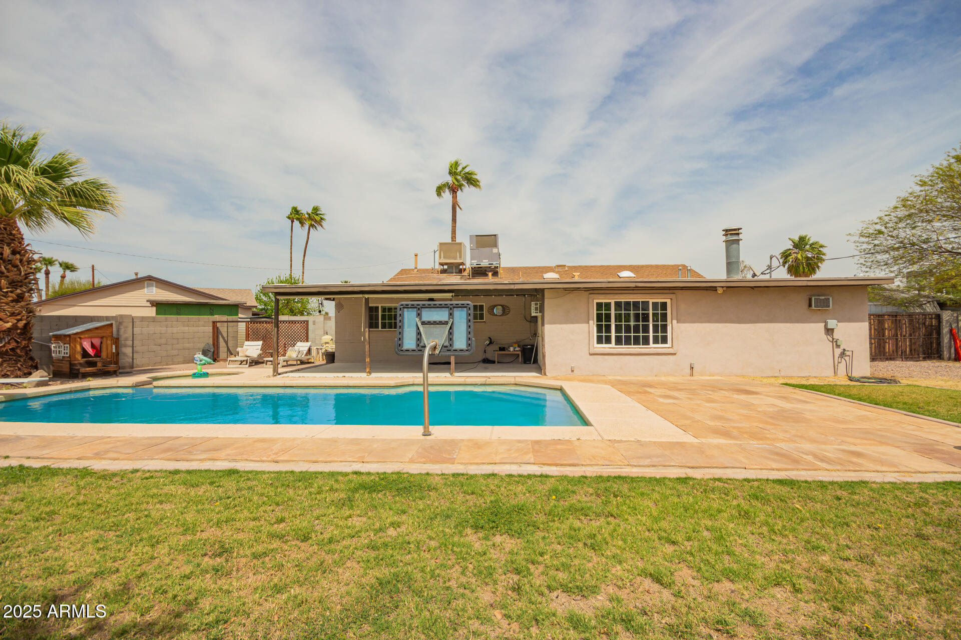 7417 E KIMSEY Lane